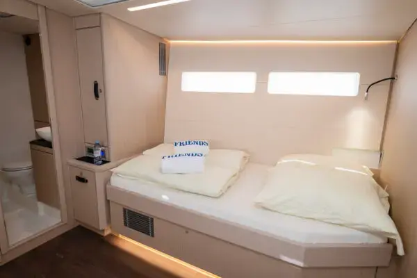 FRIENDS thumbnail 14