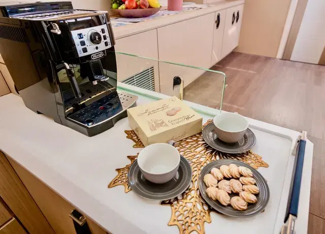 FRIENDS thumbnail 15