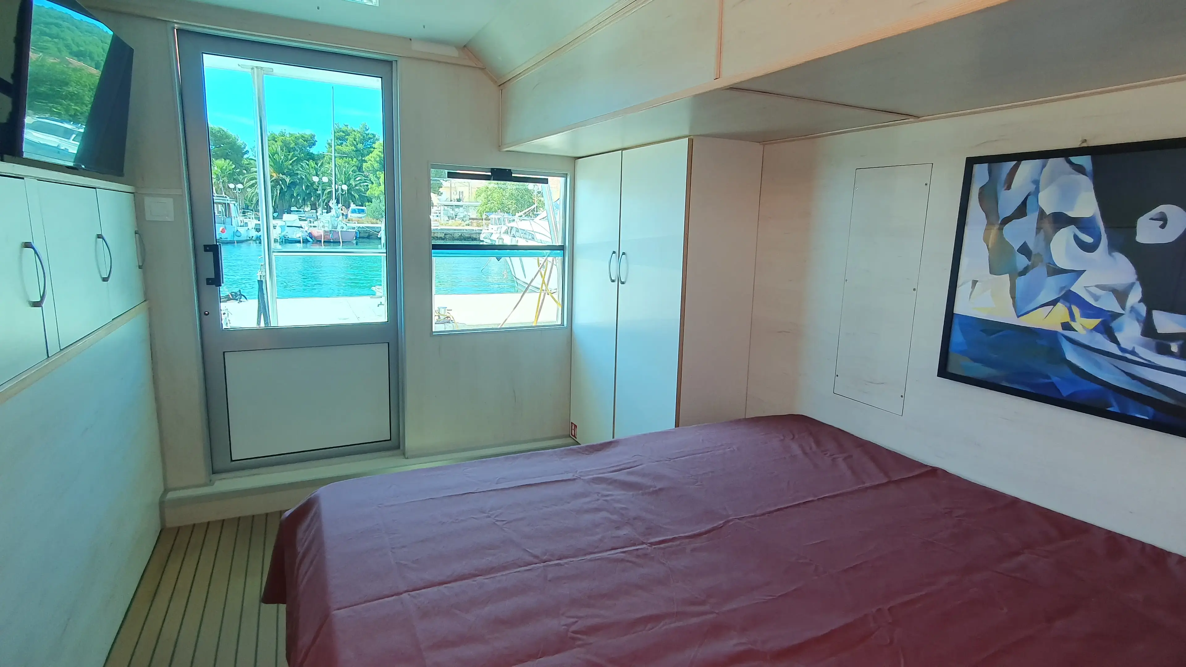 UPWIND 50 thumbnail 16