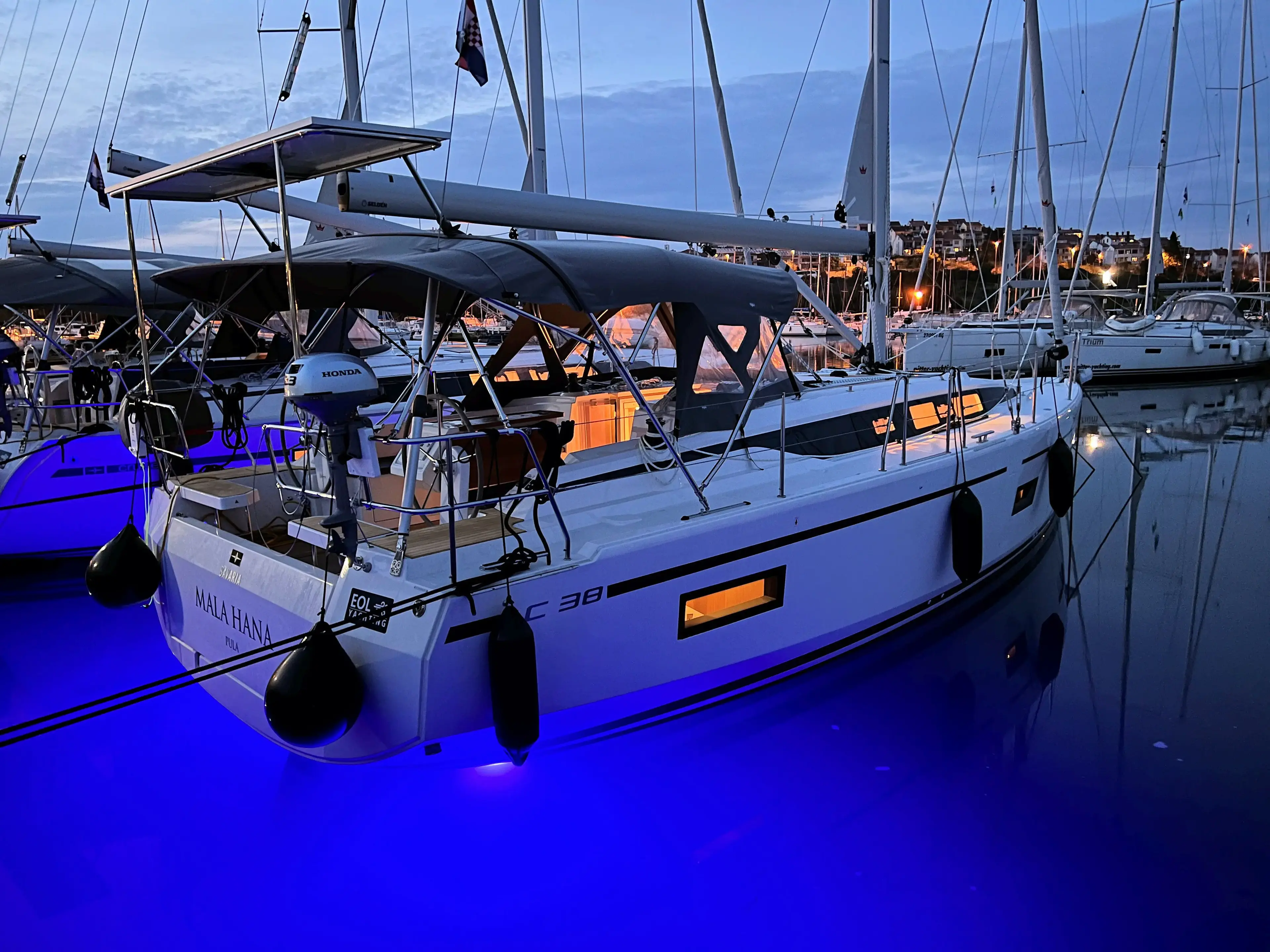 Mala Hana thumbnail 4