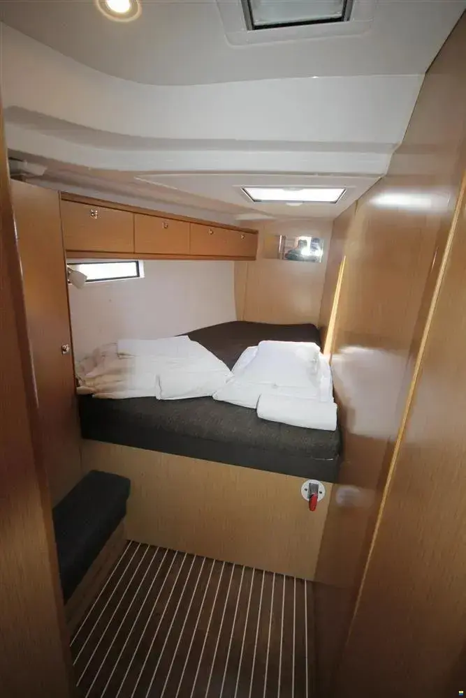 Petra 2 thumbnail 17