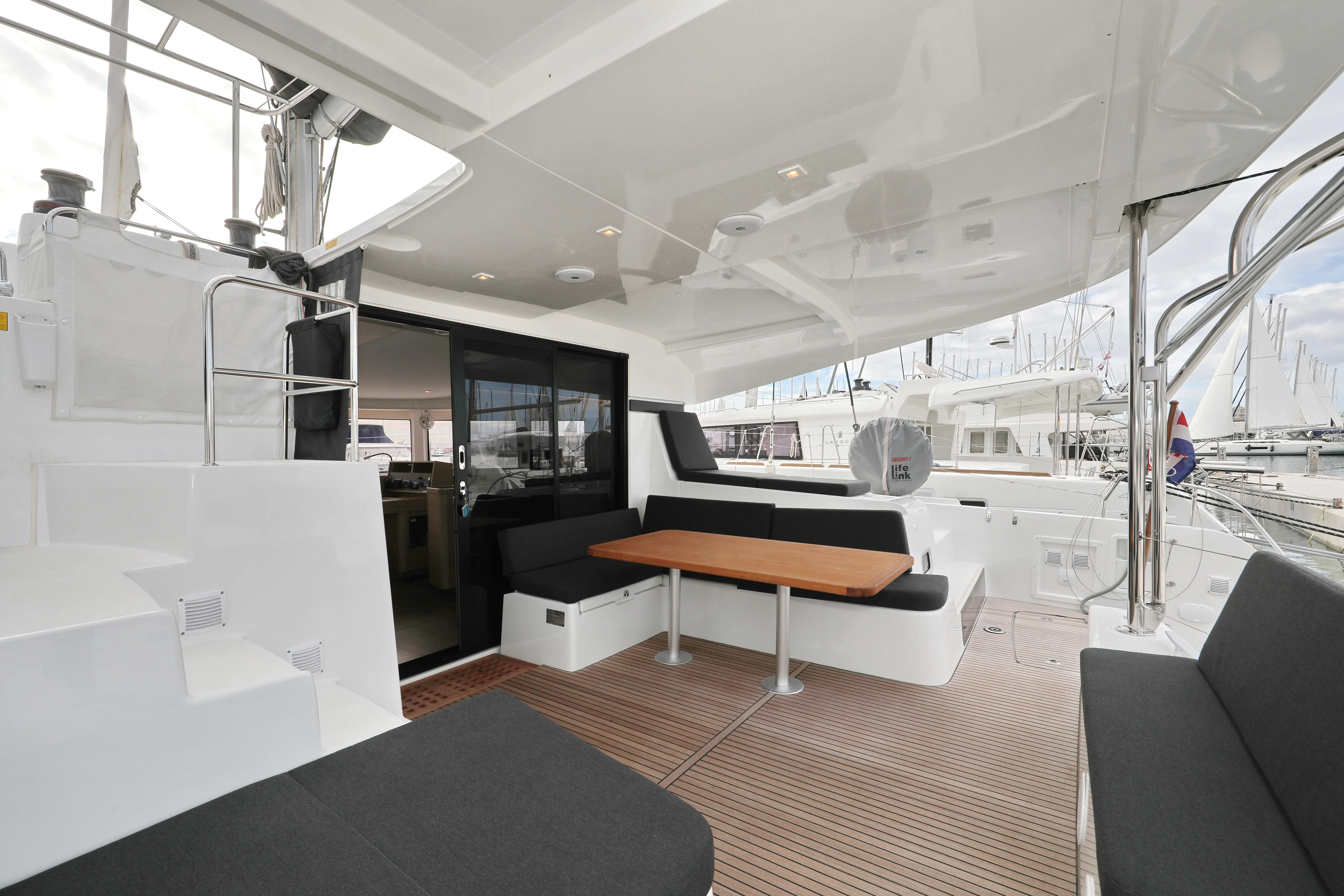 SPERM WHALE preview 5