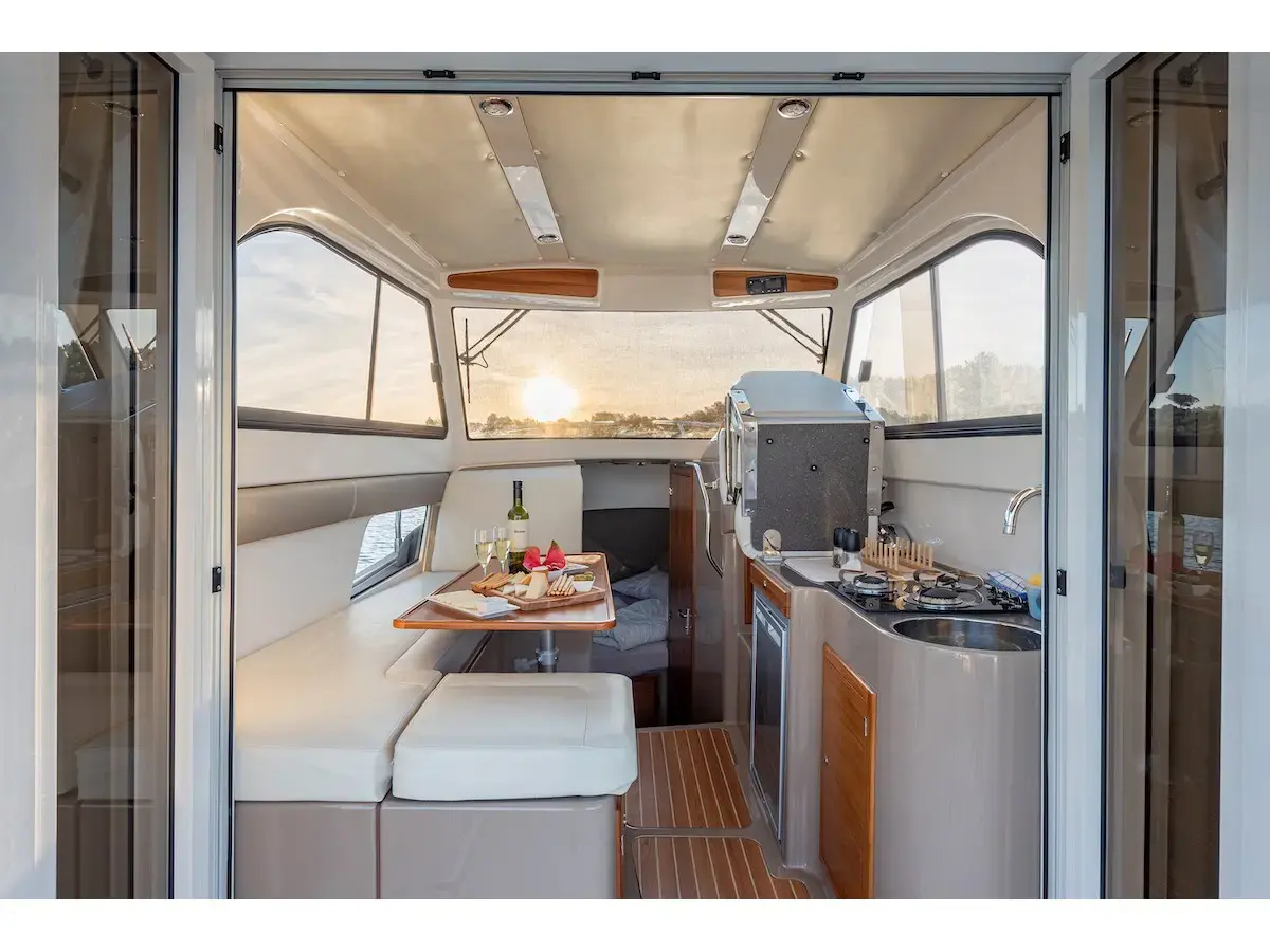 H7 - Nelly thumbnail 3