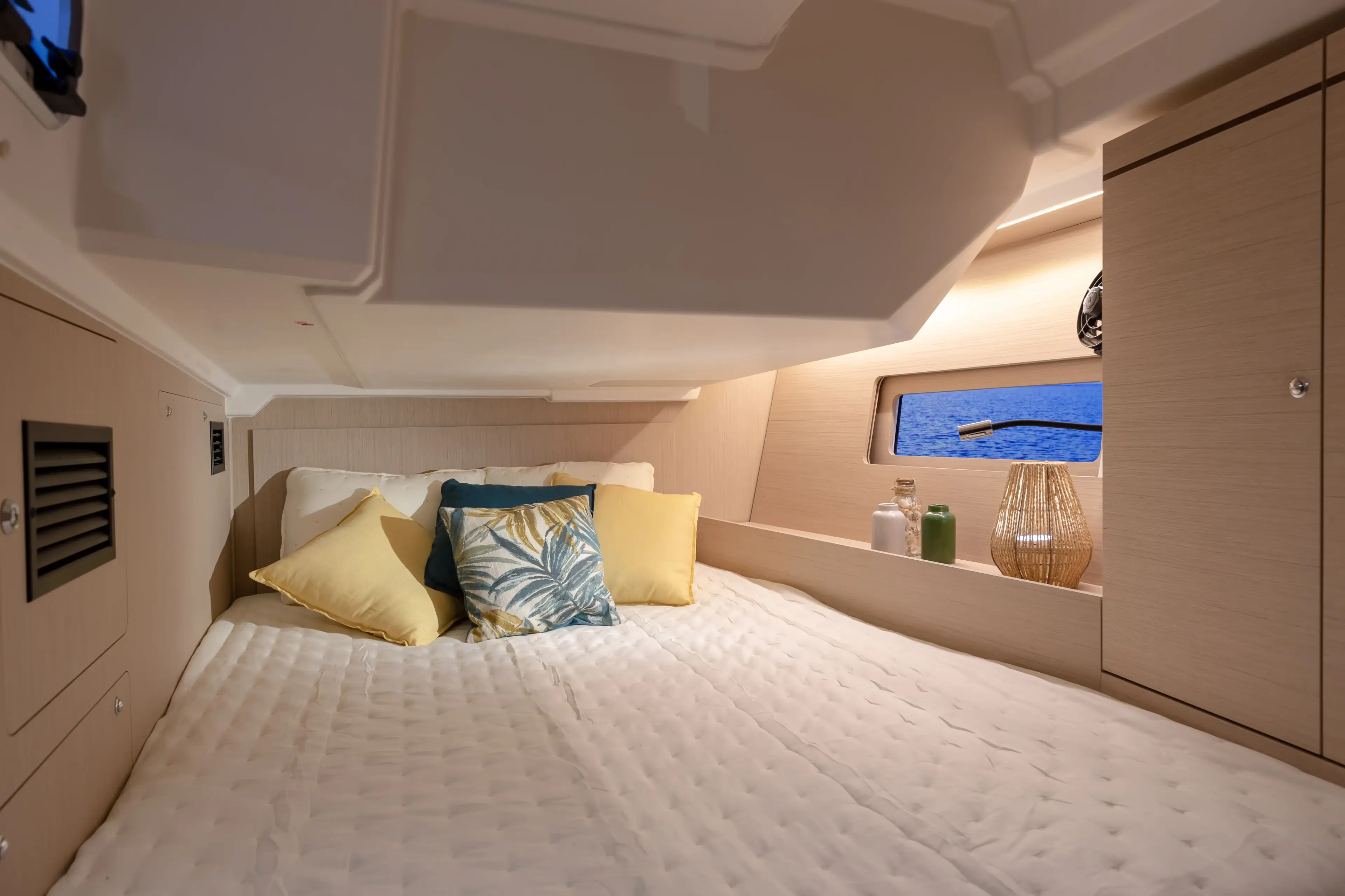 Oceanis 461/3/3 Classic thumbnail 12