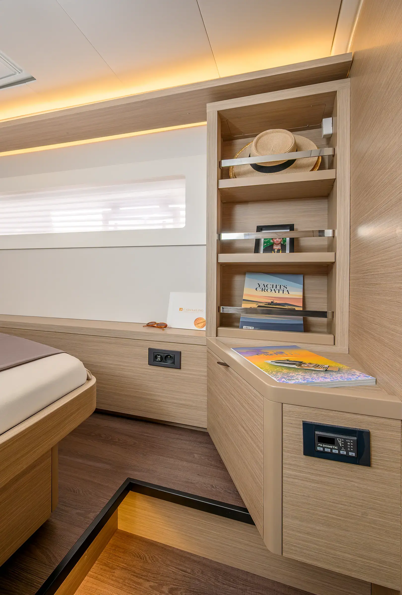 GALATHEA thumbnail 7