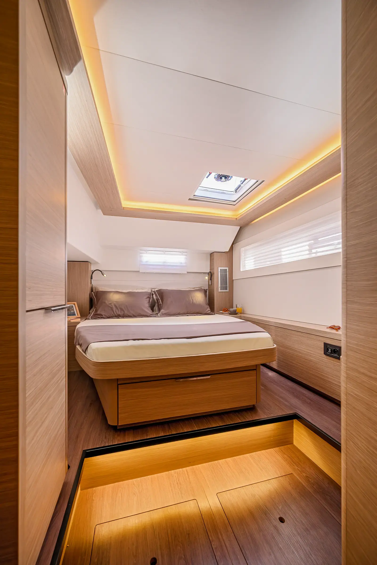 GALATHEA thumbnail 8