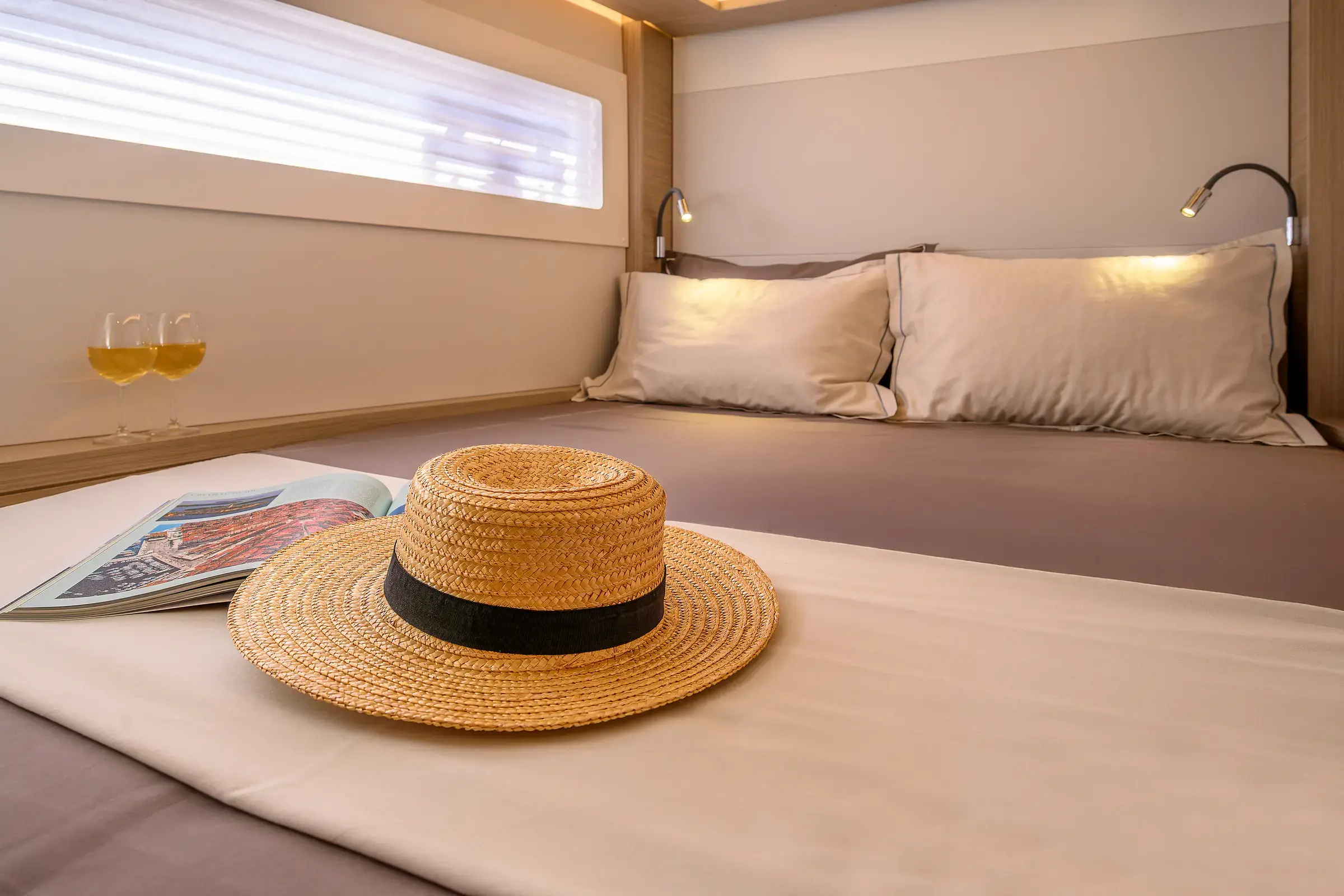 GALATHEA thumbnail 16