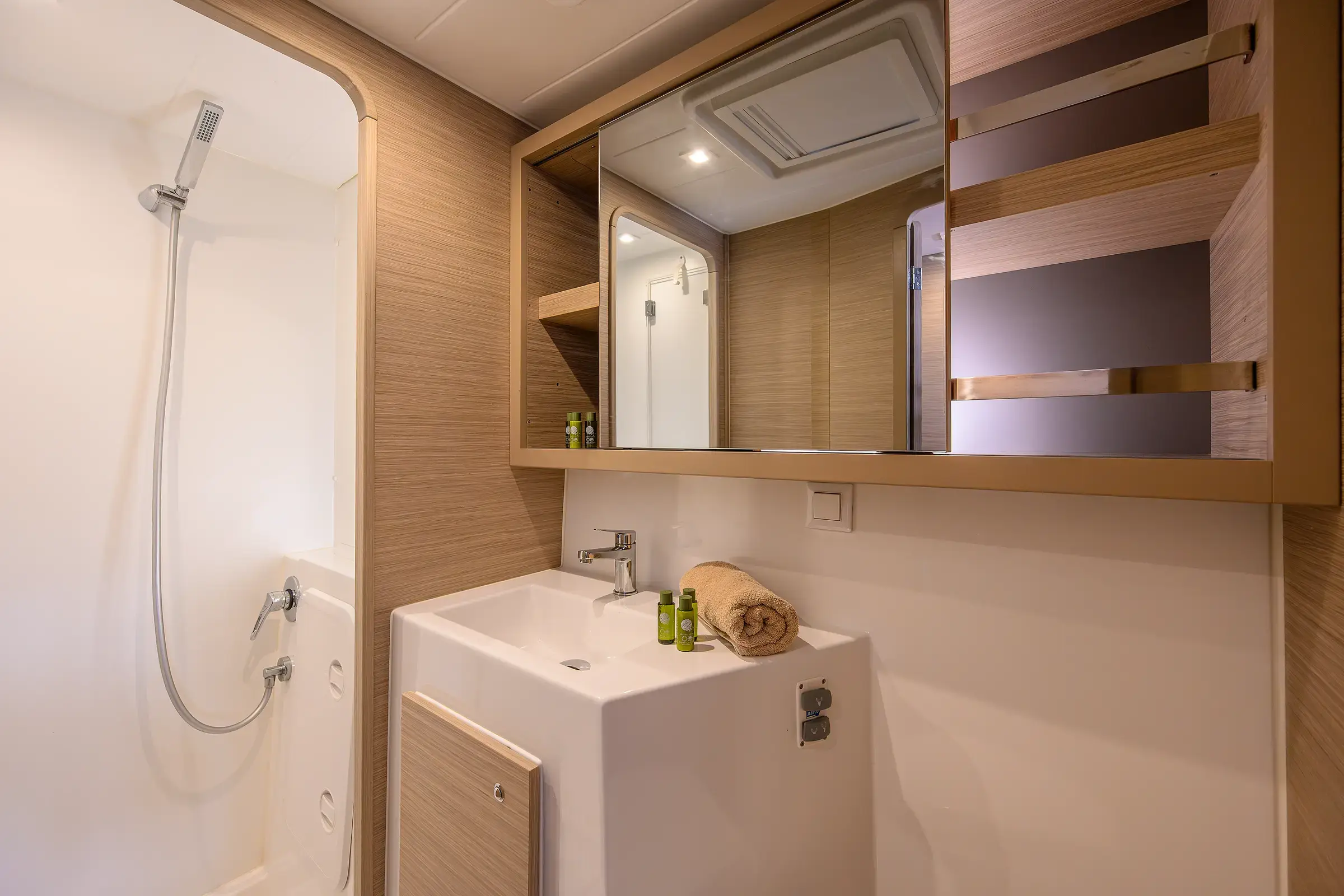 KATHARINA thumbnail 7