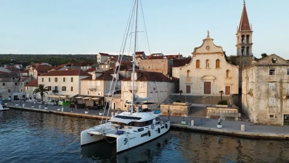 DISCOVERY I thumbnail 9