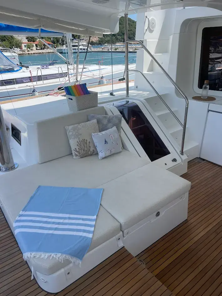 DISCOVERY I thumbnail 24