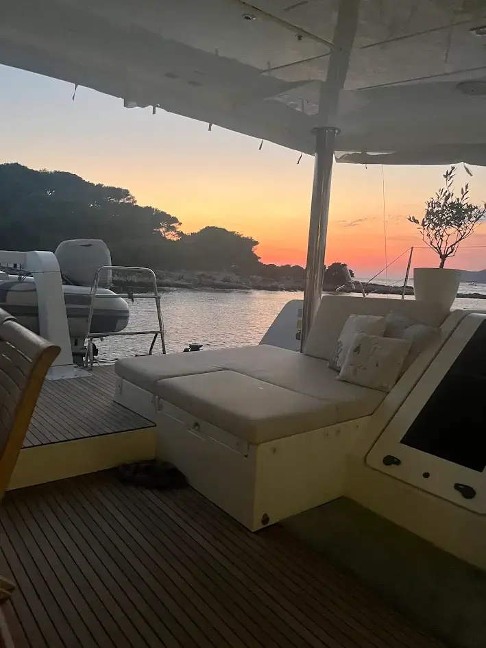 DISCOVERY I thumbnail 31