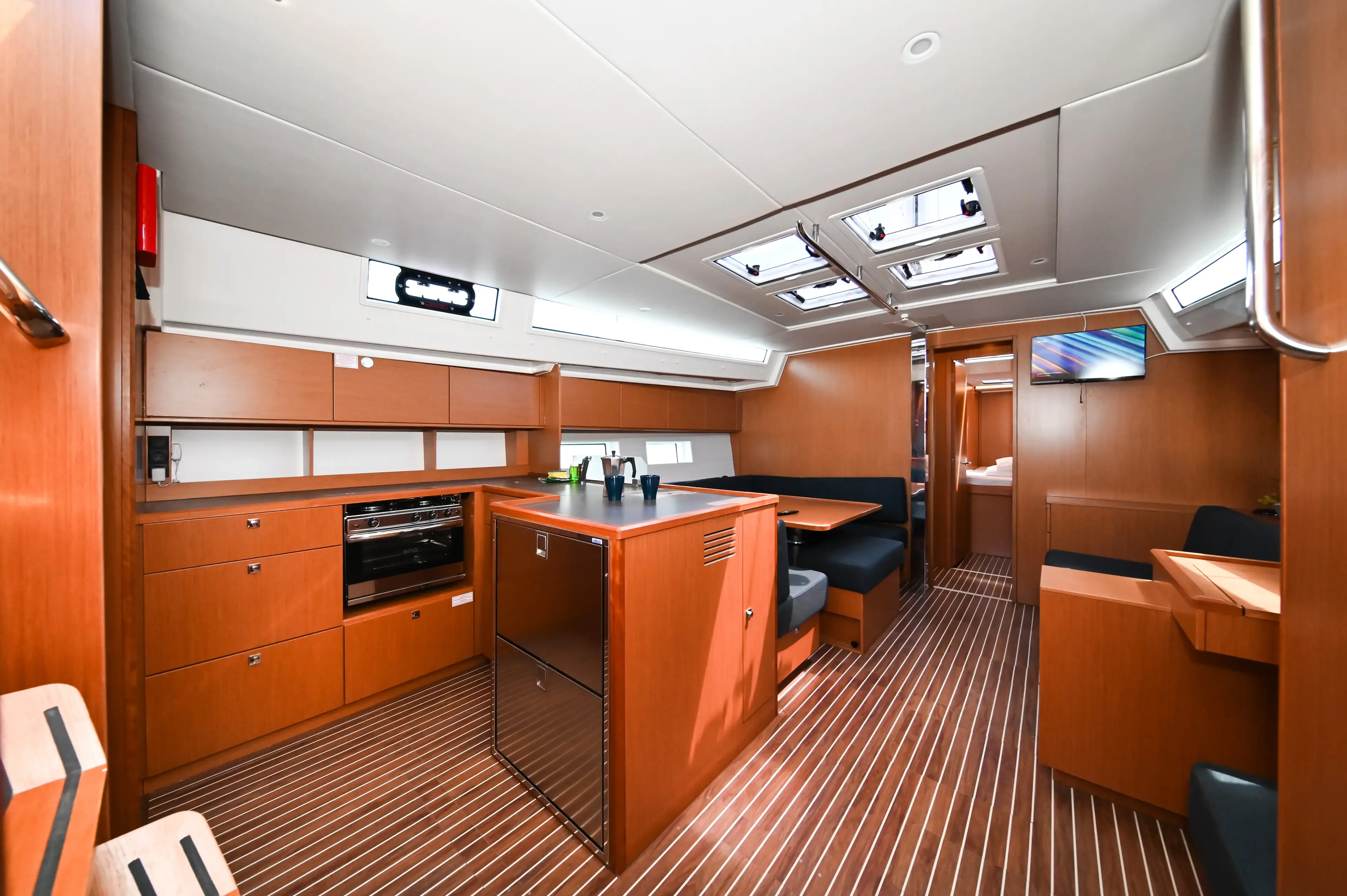 Big blue thumbnail 5