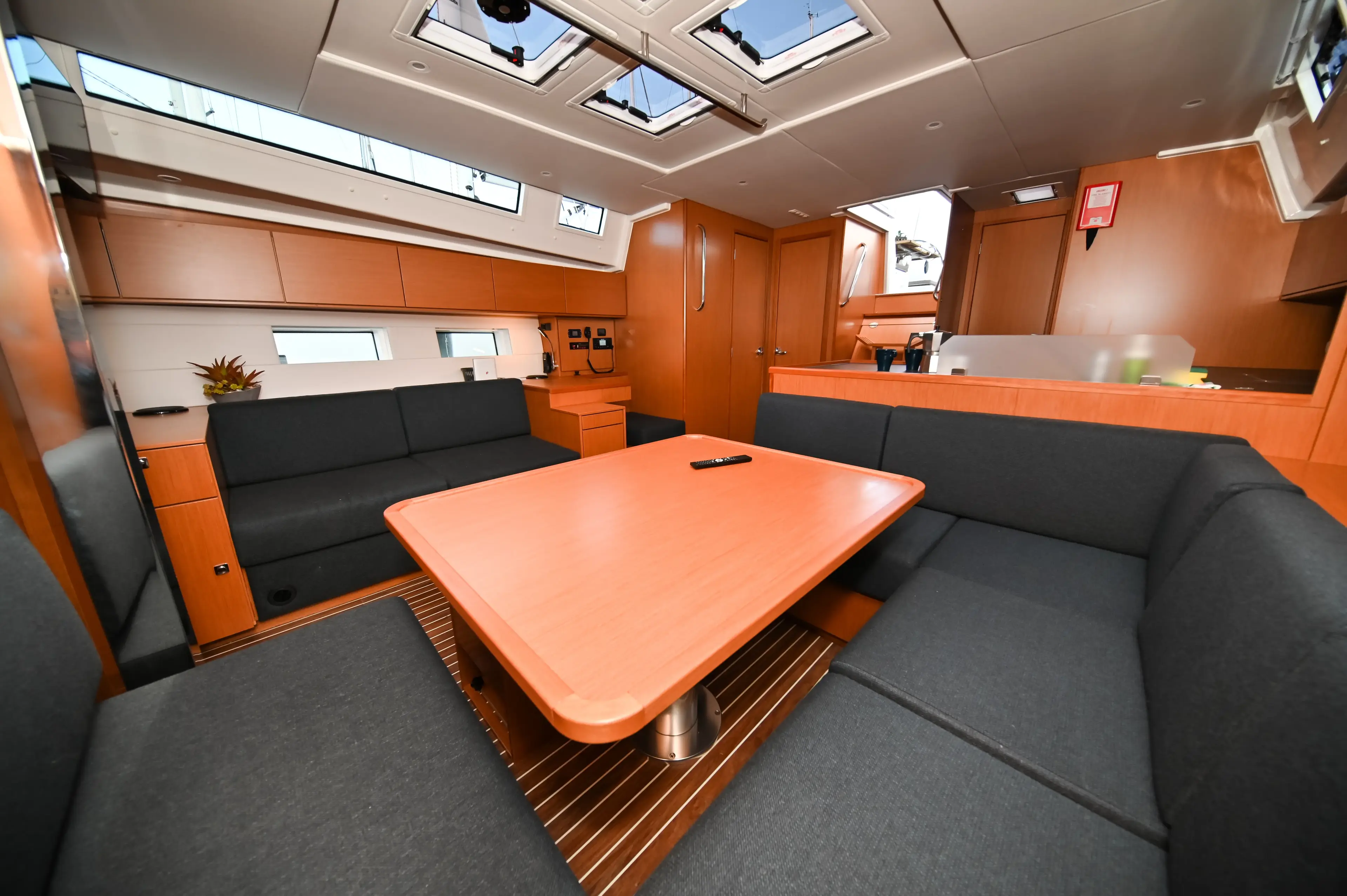 Big blue thumbnail 11