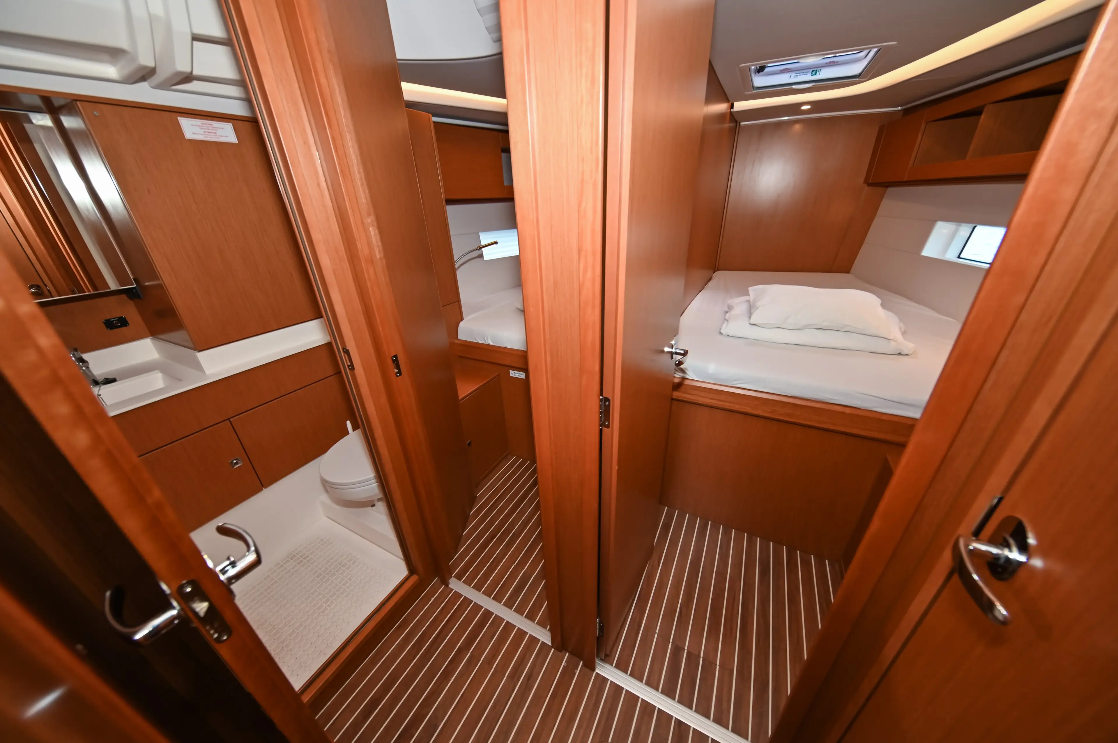 Big blue thumbnail 12