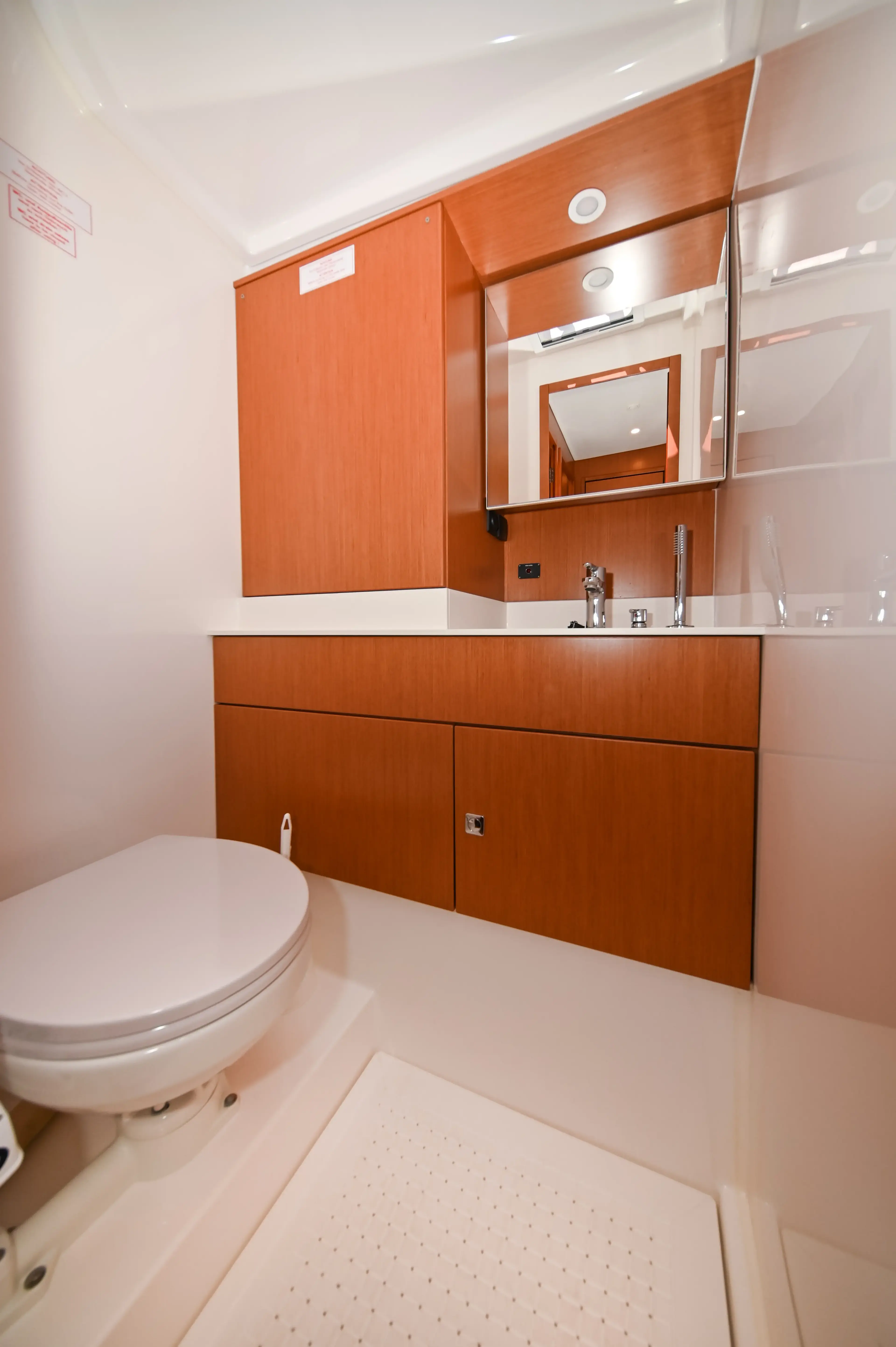 Big blue thumbnail 14