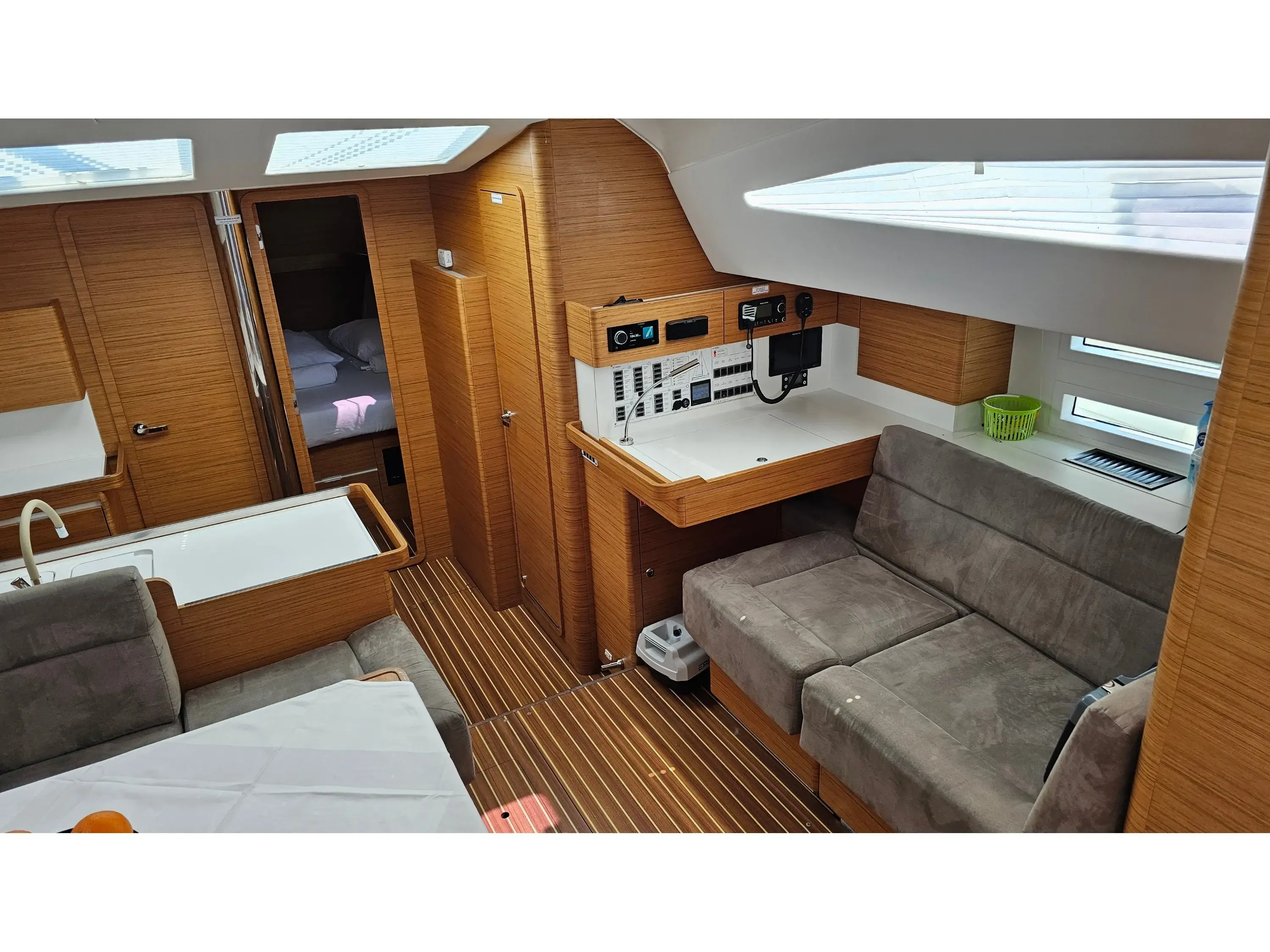 FINES DE CLAIRES thumbnail 3