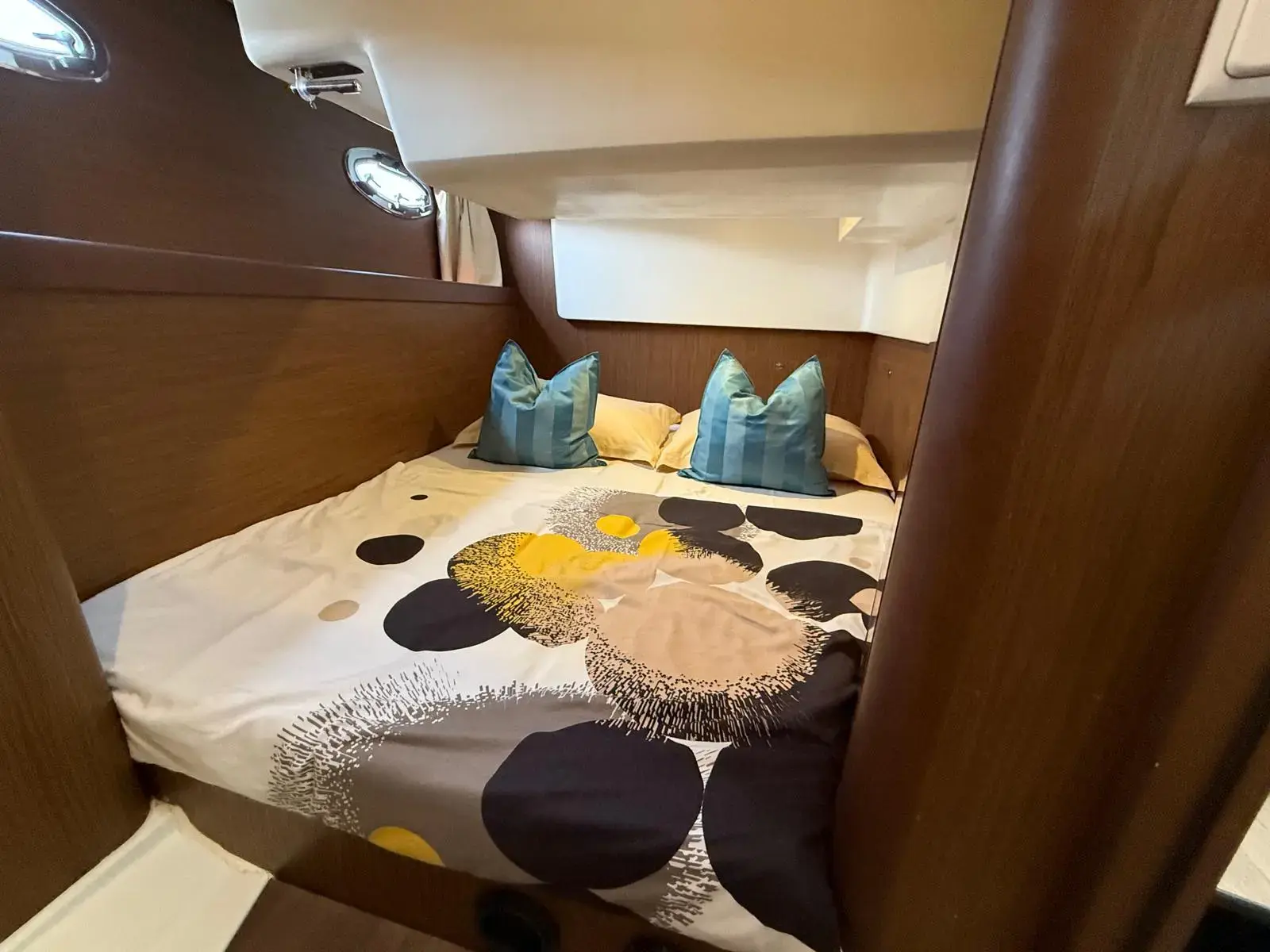 Antares 36 thumbnail 14