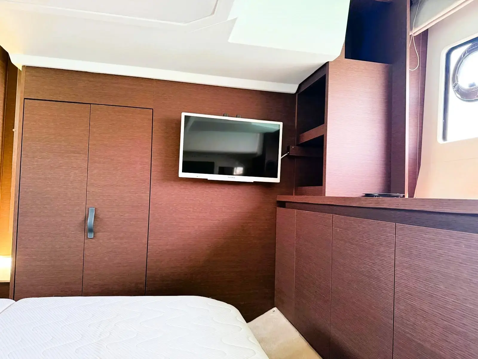 Majabell II thumbnail 24