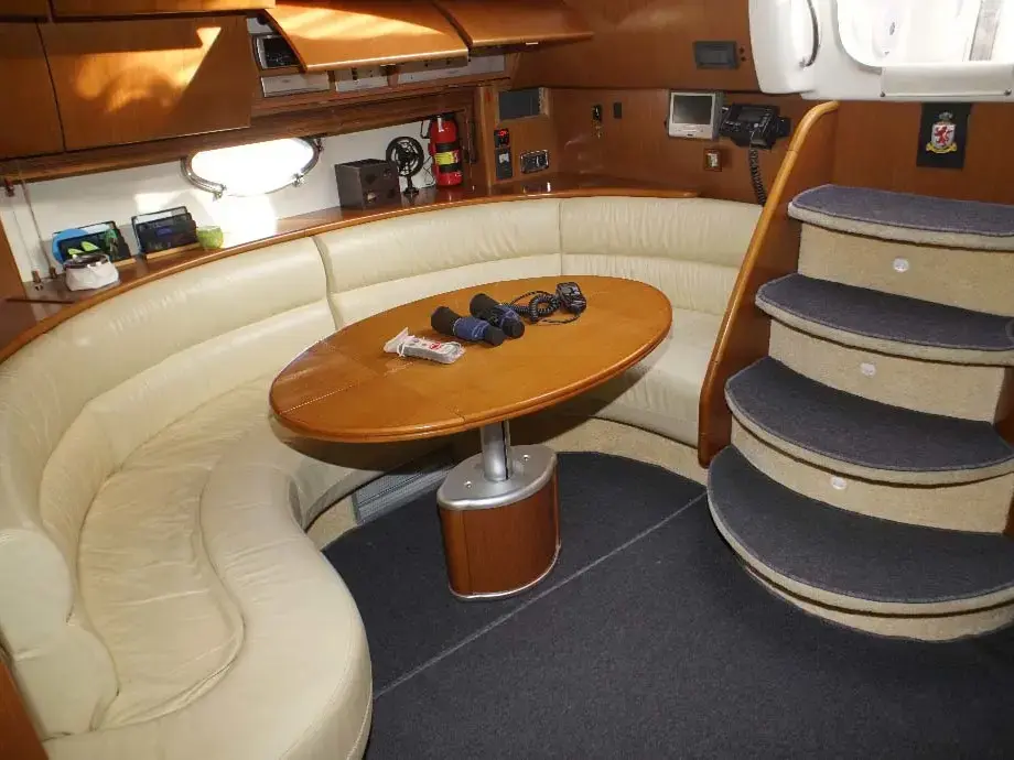 Lady Veronika thumbnail 3