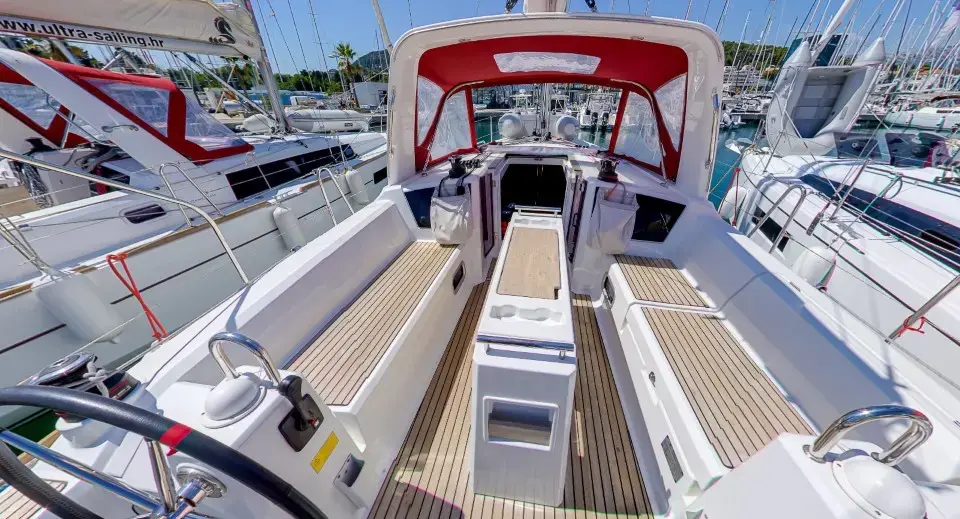 LAMPUGA thumbnail 17