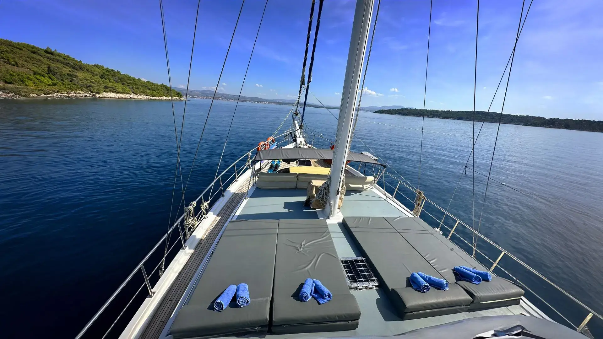 Premium + thumbnail 9