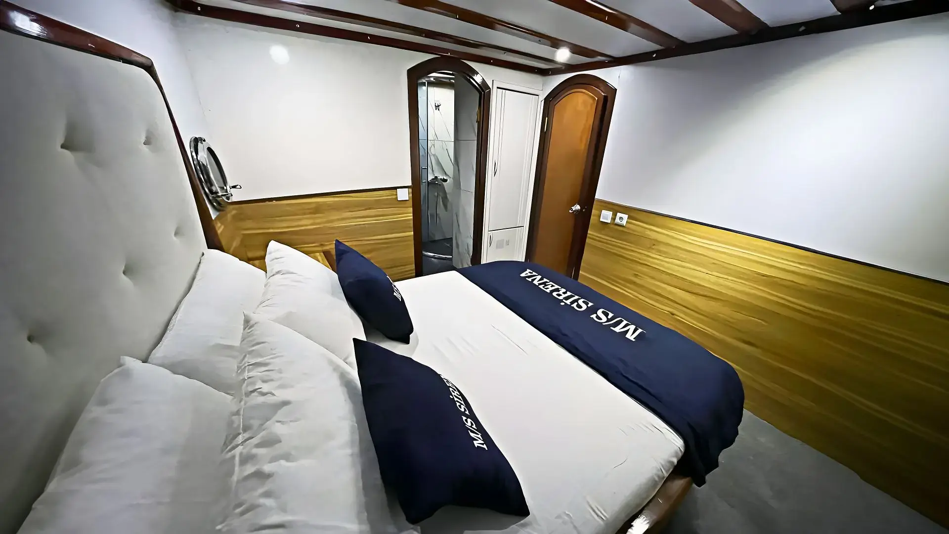 Premium + thumbnail 22