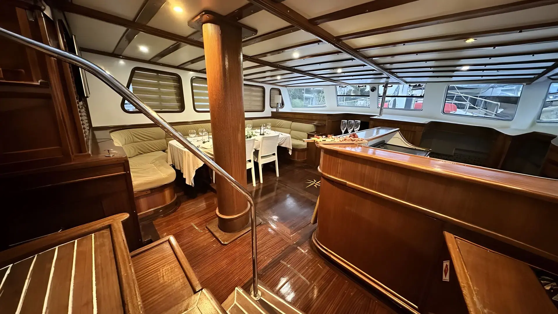 Premium + thumbnail 30