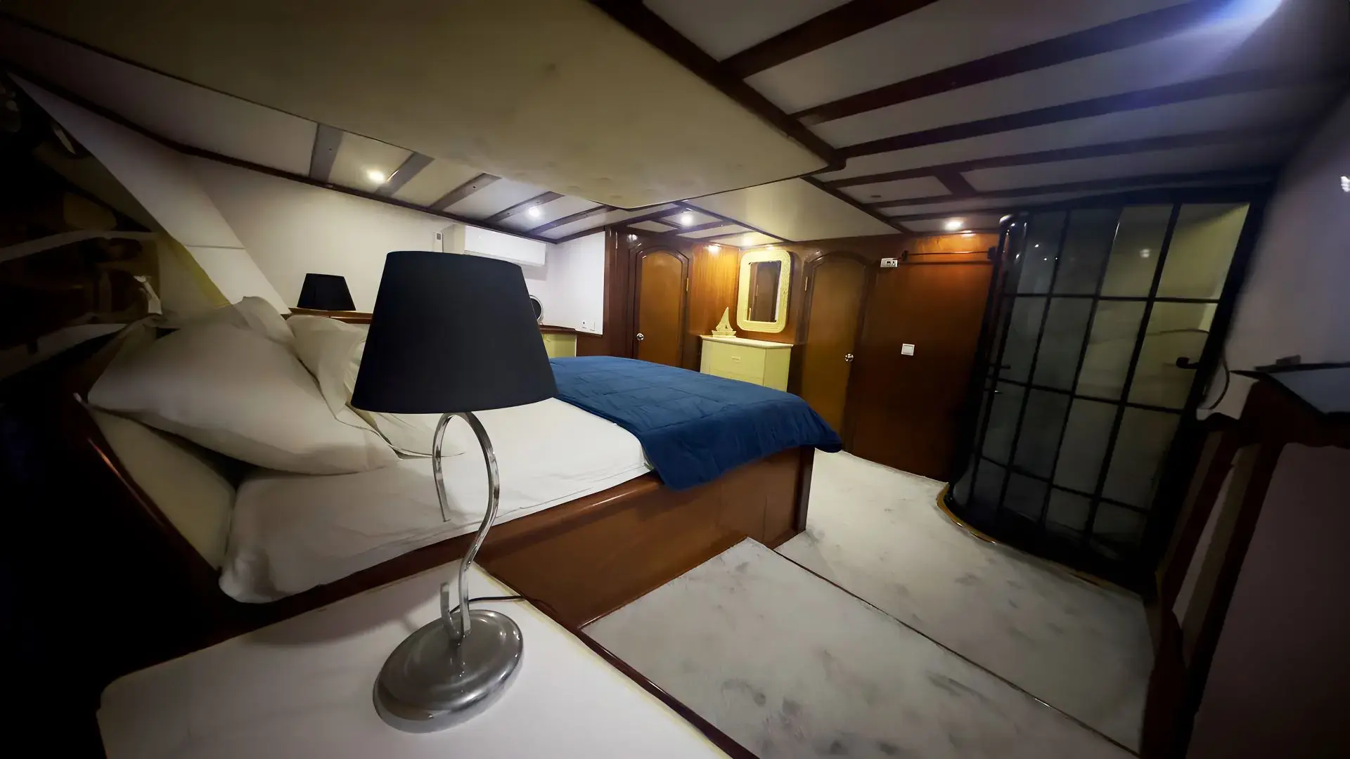 Premium + thumbnail 34