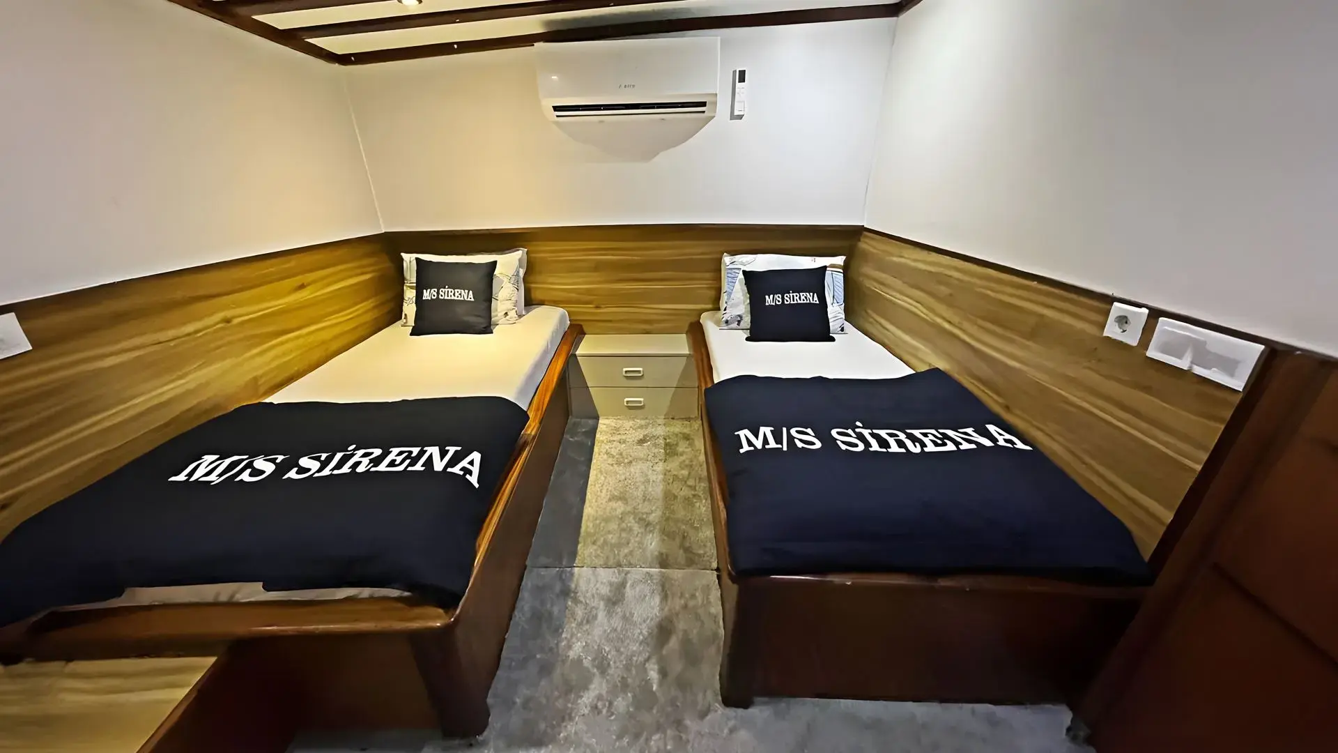 Premium + thumbnail 43