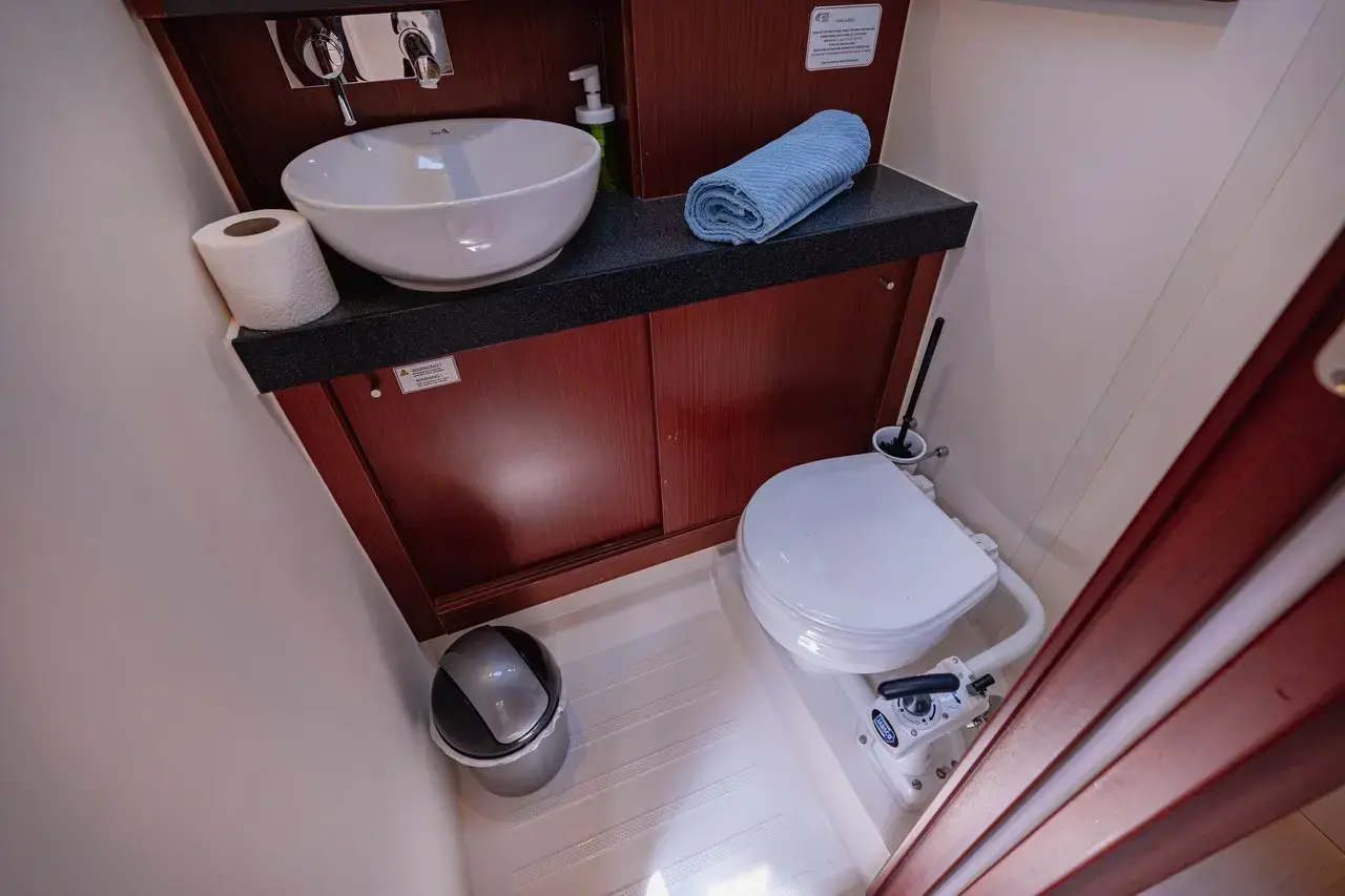 Diamond thumbnail 18