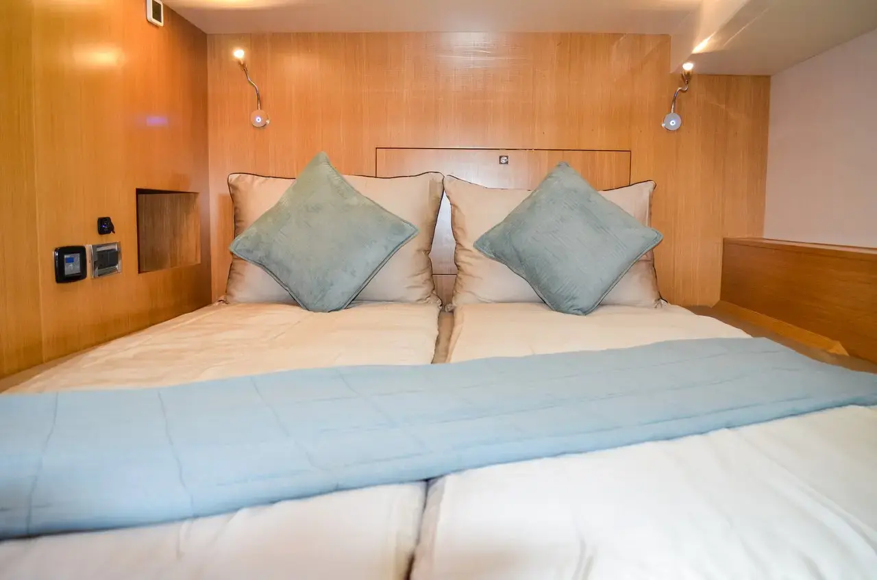 October thumbnail 22