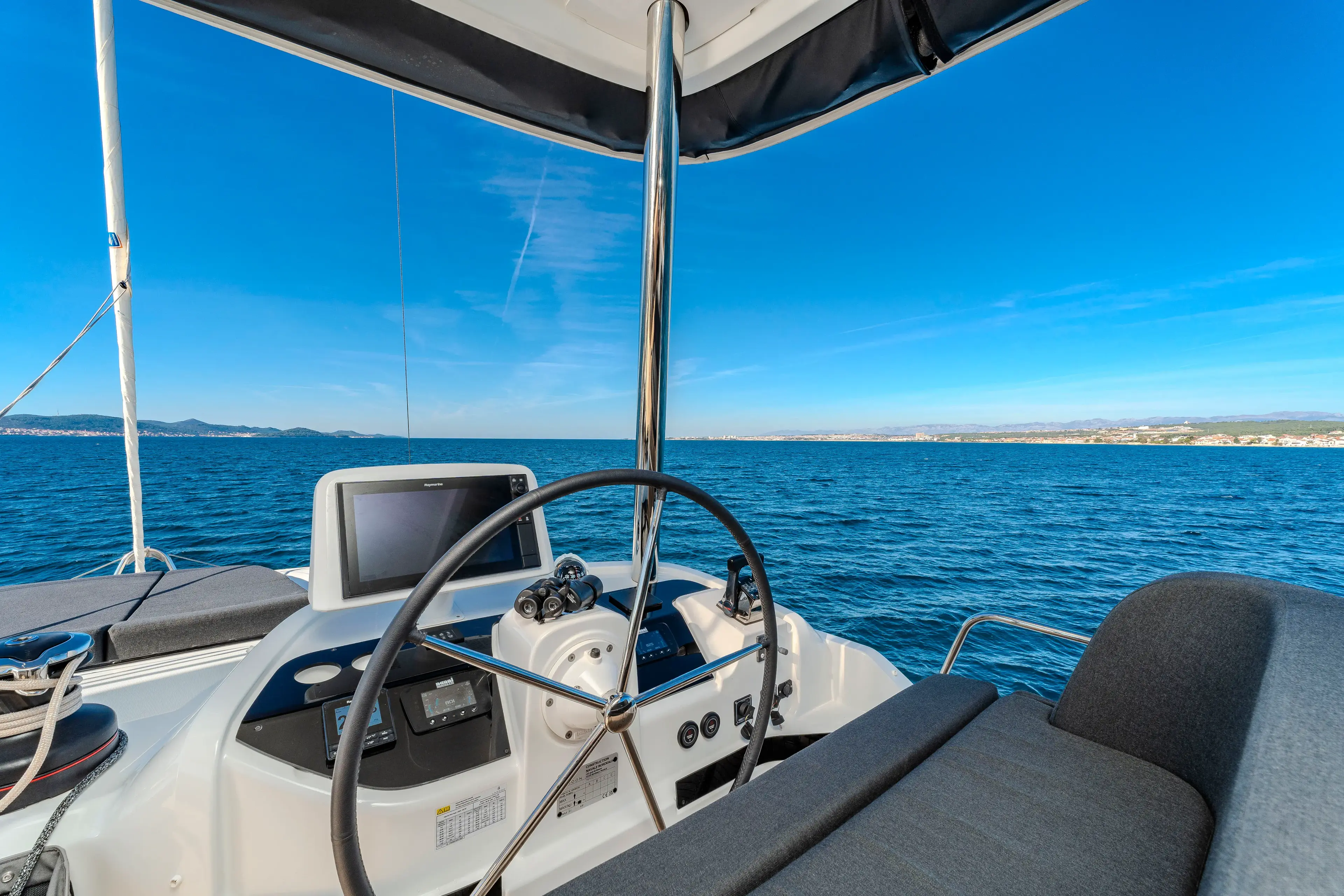 BLACK CAVIAR thumbnail 31