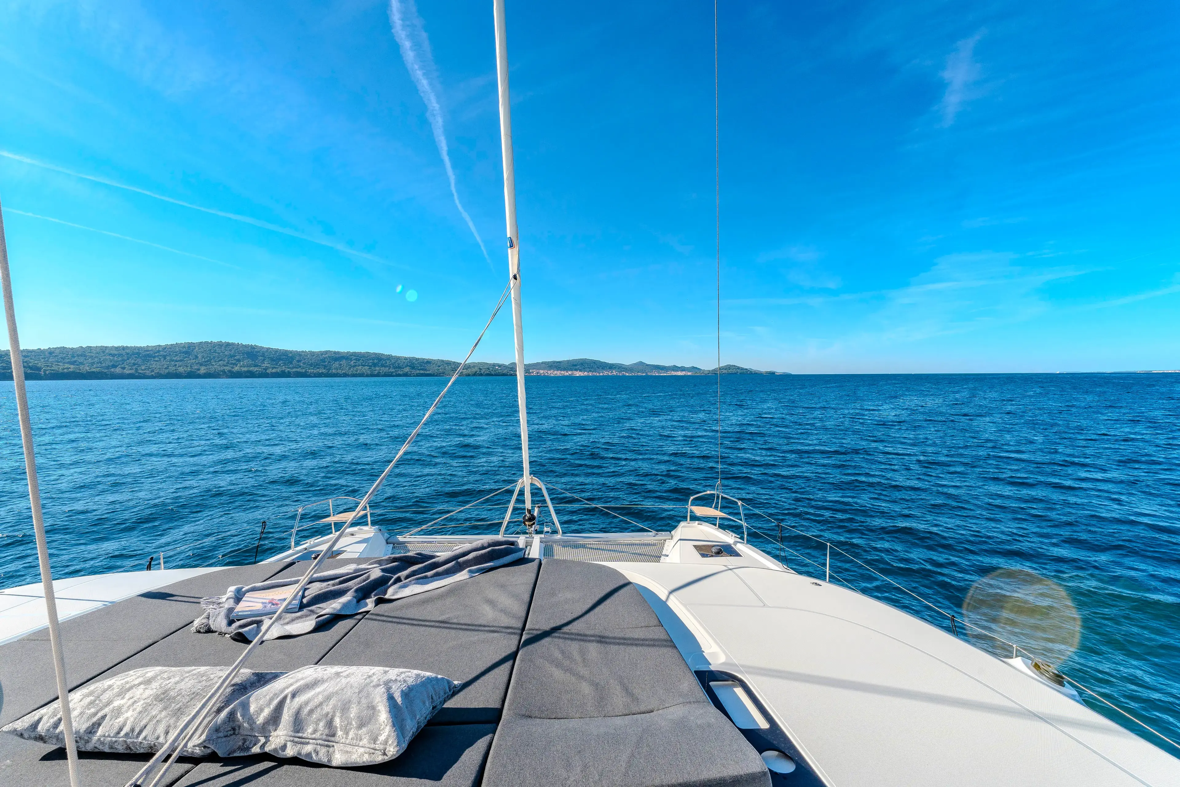 BLACK CAVIAR thumbnail 38