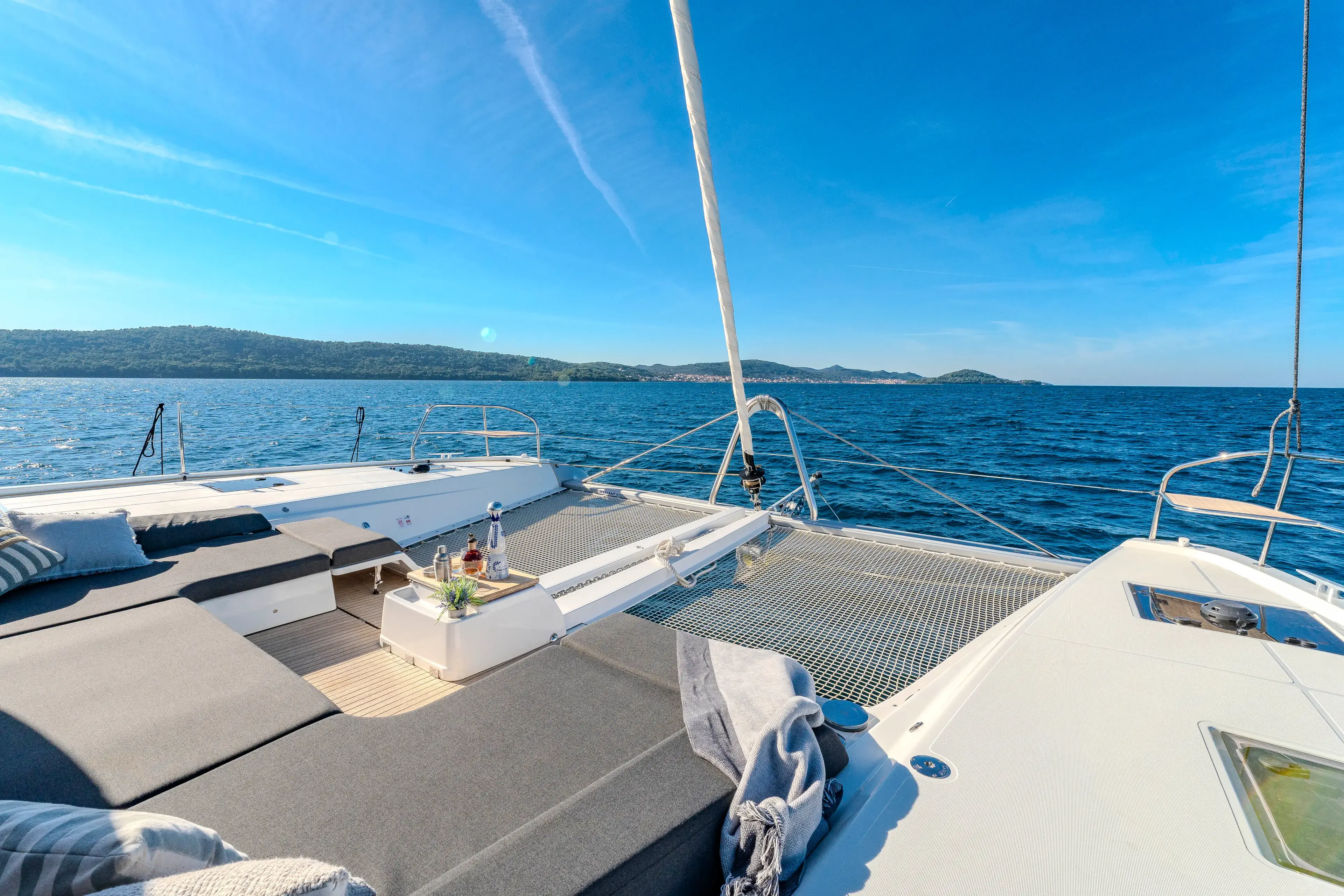 BLACK CAVIAR thumbnail 47