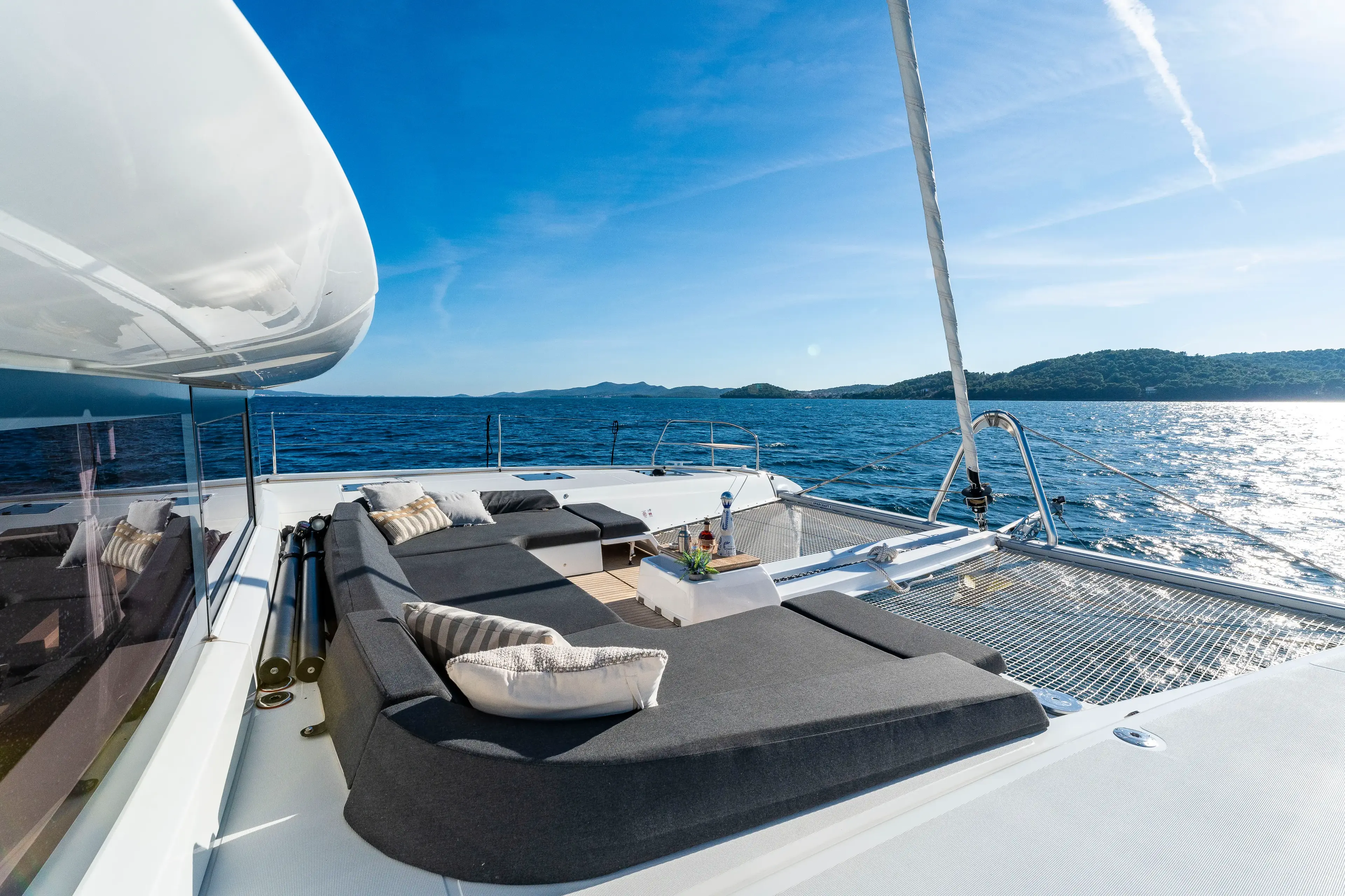 BLACK CAVIAR thumbnail 50