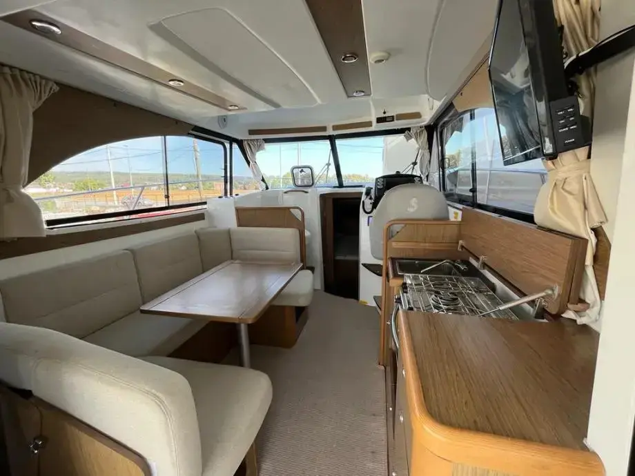 Antares 32 Fly thumbnail 4