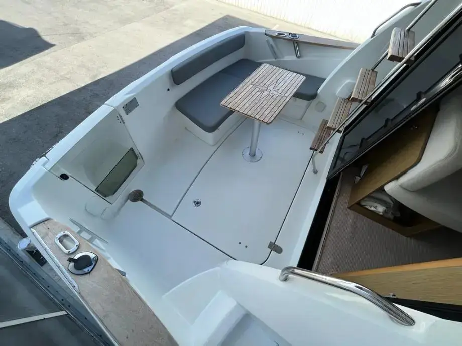 Antares 32 Fly thumbnail 5