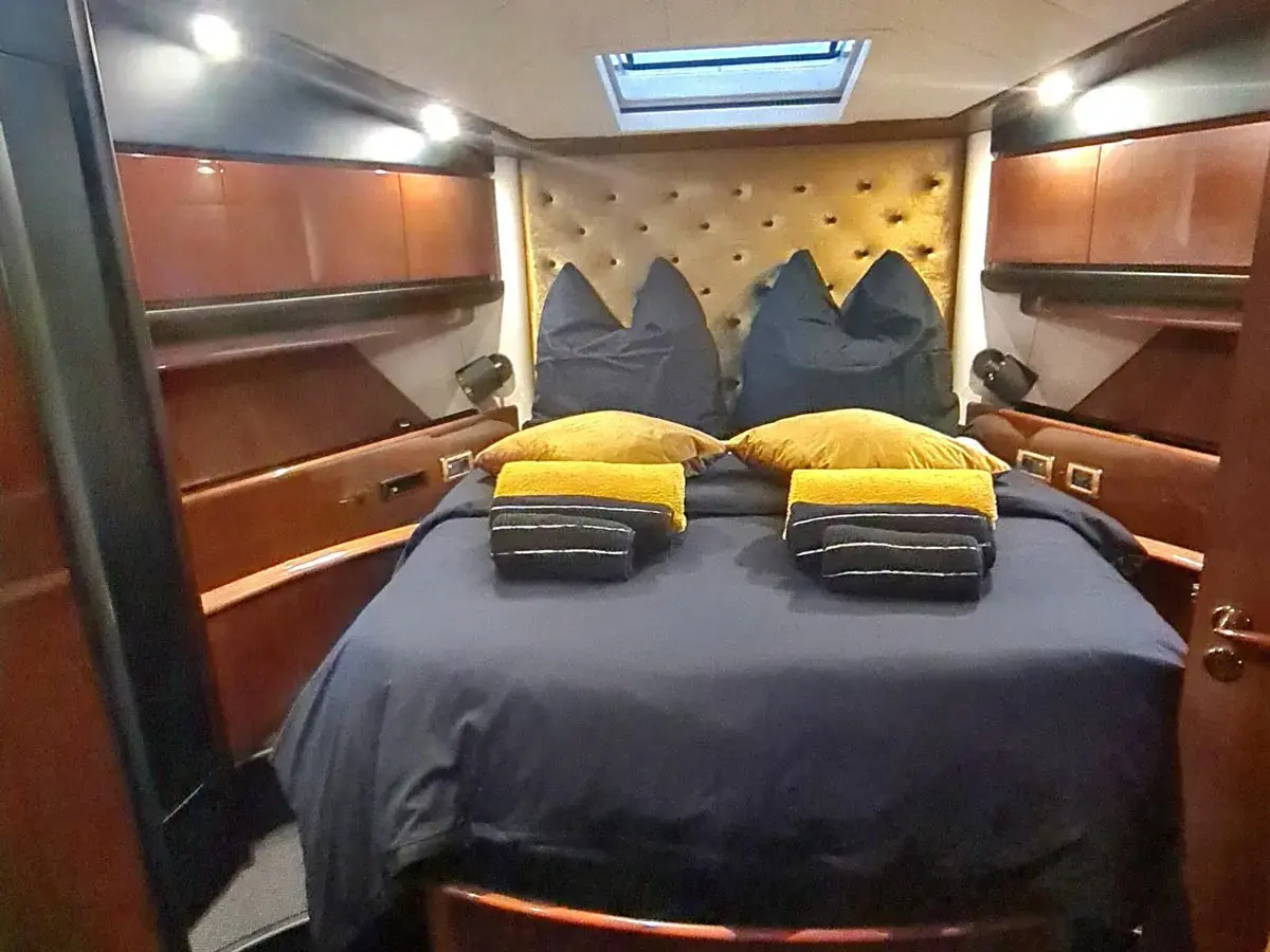 Grey Cherry thumbnail 17