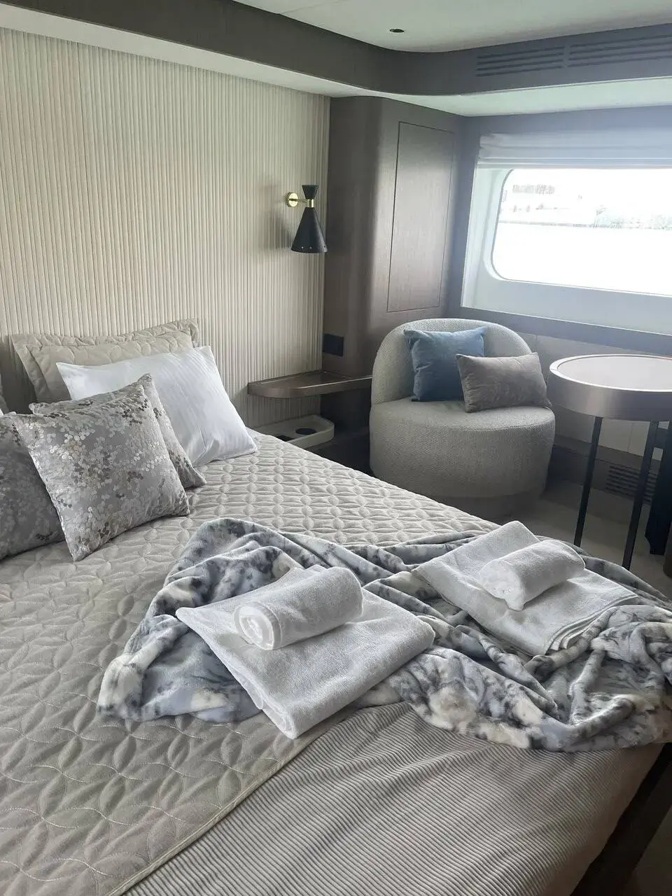 Moon Light thumbnail 46