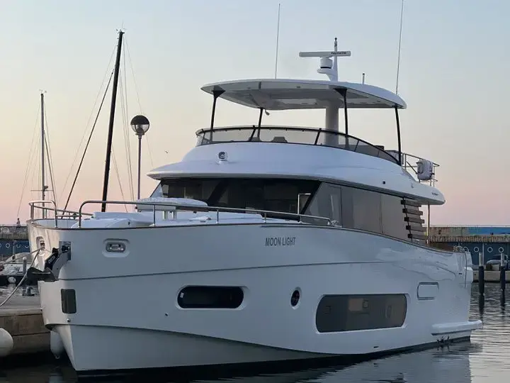 Moon Light thumbnail 55