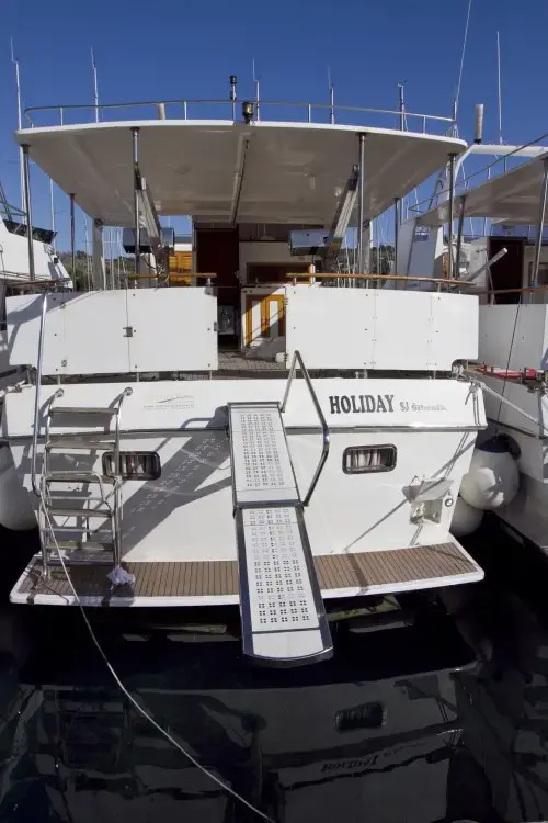 Holiday  thumbnail 4