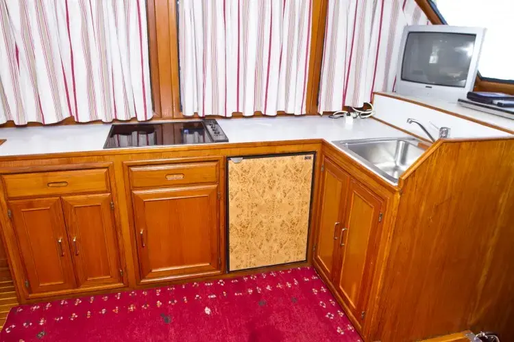 Holiday  thumbnail 8