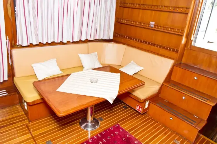 Holiday  thumbnail 10