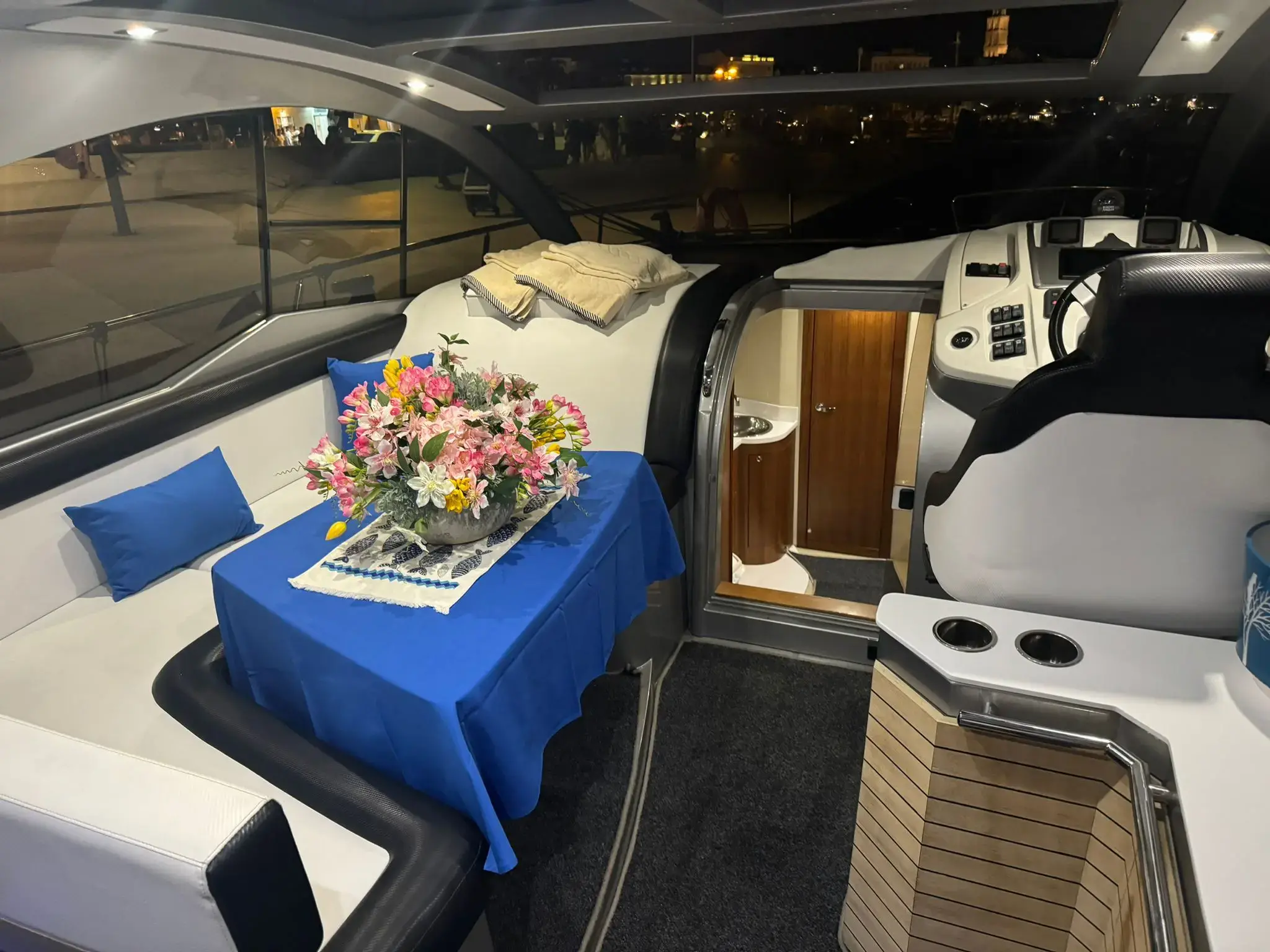 Marta V thumbnail 17