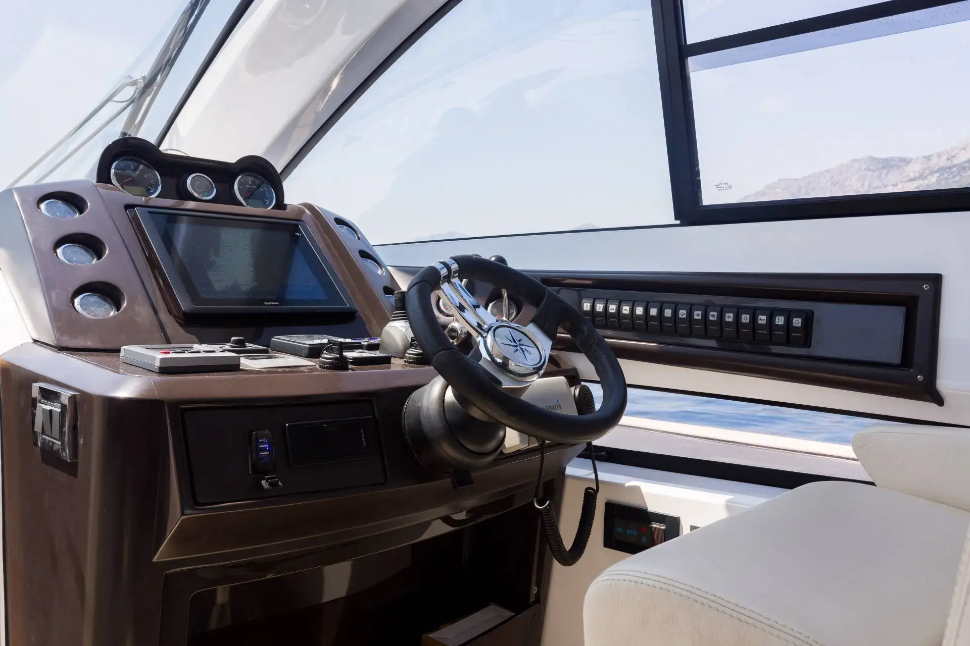 Premium + thumbnail 39