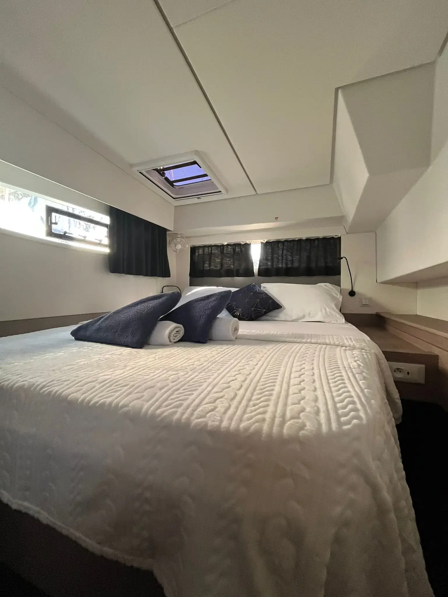 PRINCESS VALERIA thumbnail 18