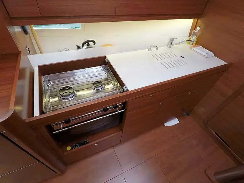 Major Tom thumbnail 9