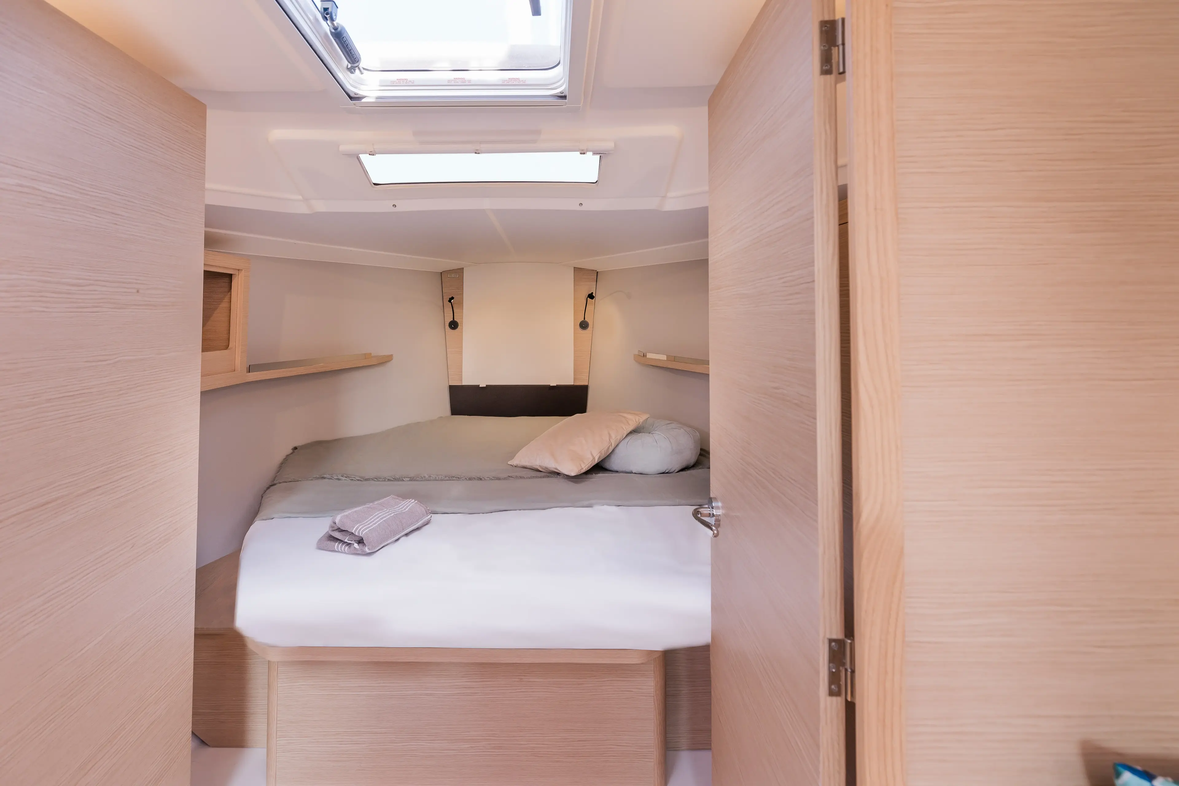 Sunsail 37.3 Premium thumbnail 13