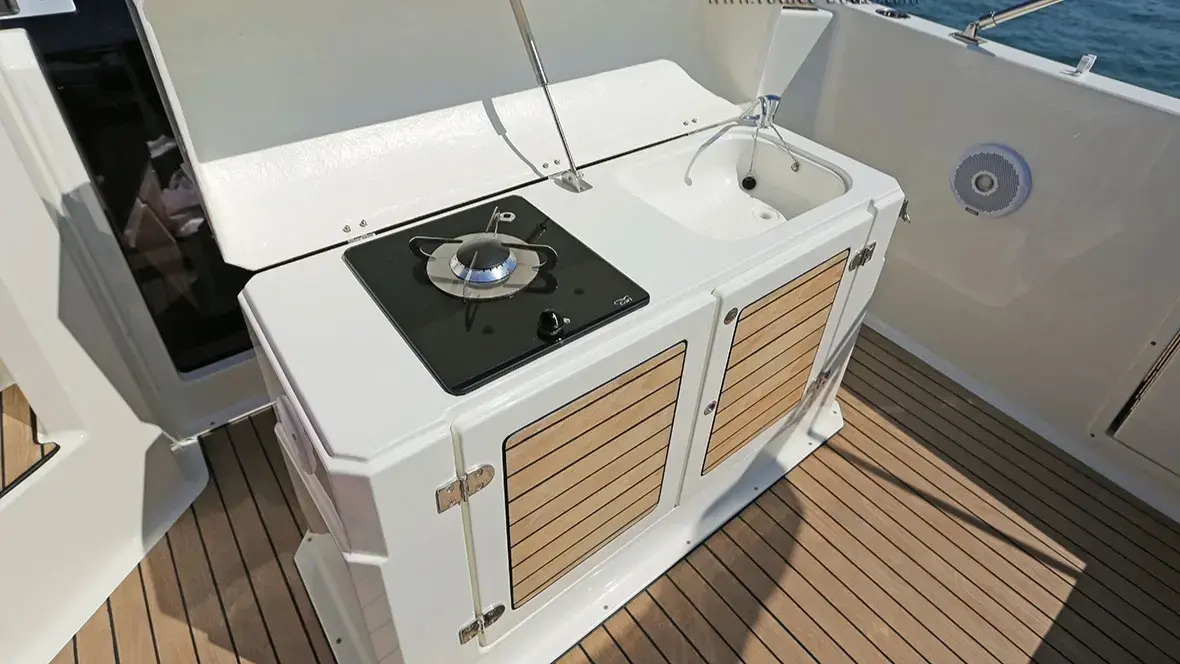 Lady Blue thumbnail 13