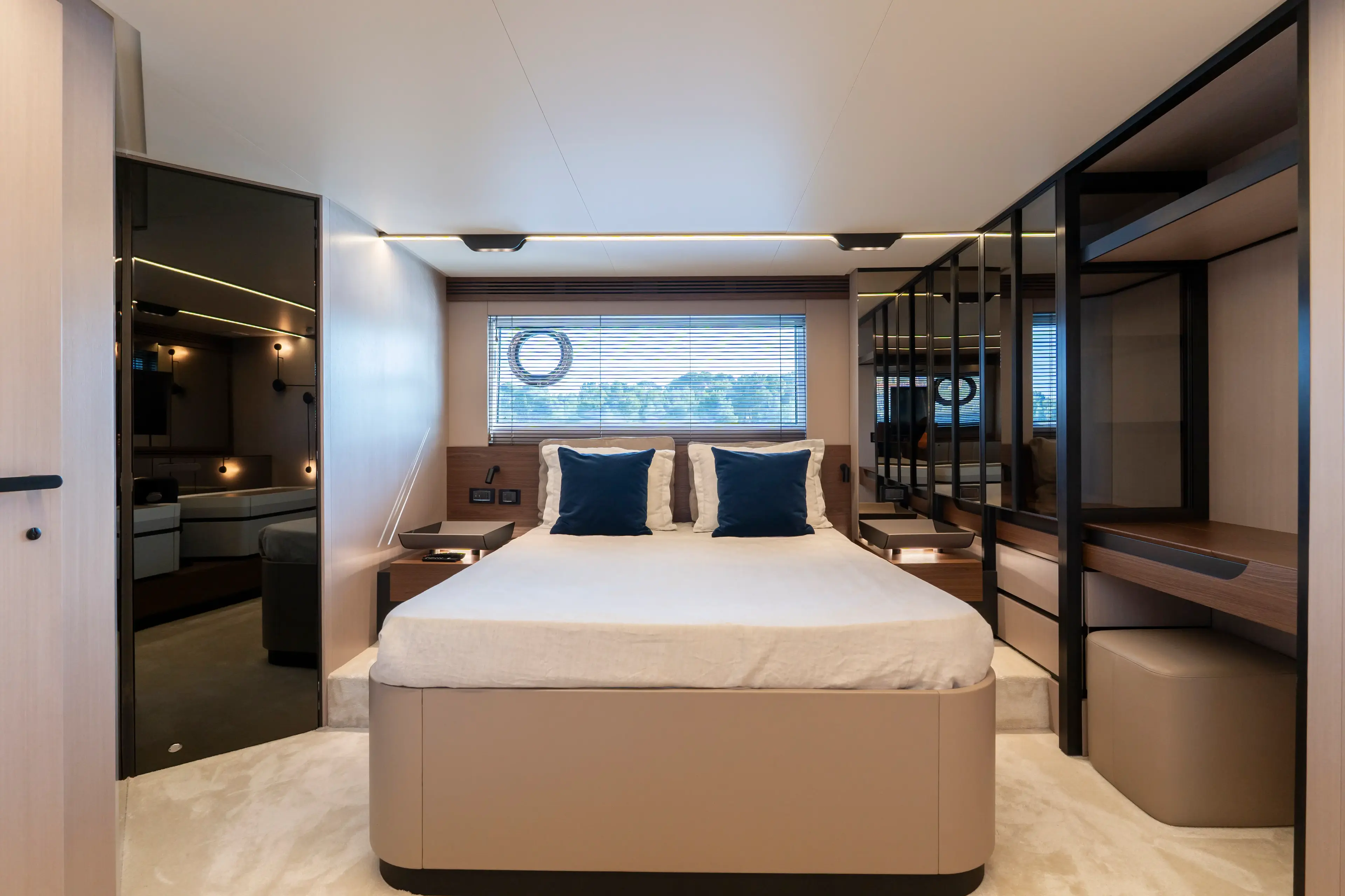 Felicita thumbnail 23